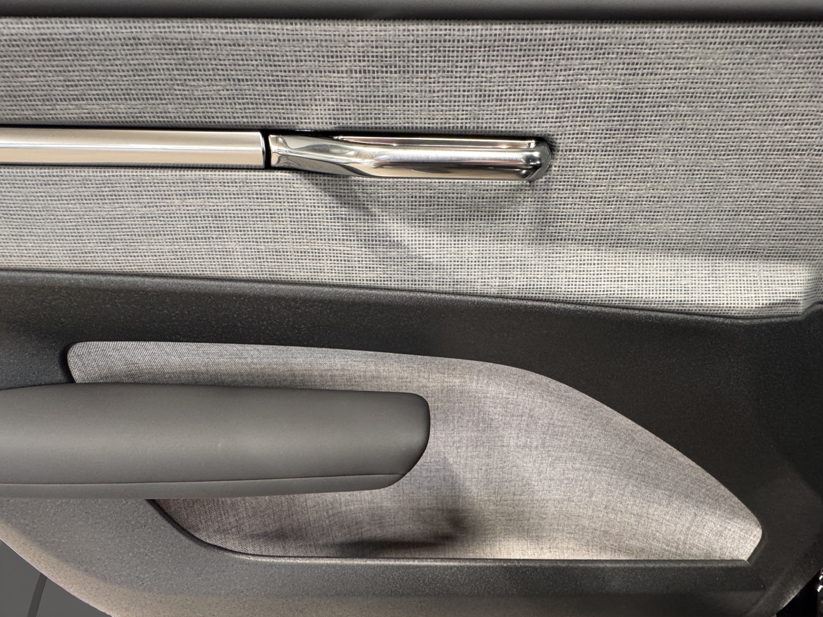 VOLVO EX30 E60 Twin Ultra Performance AWD-image-15