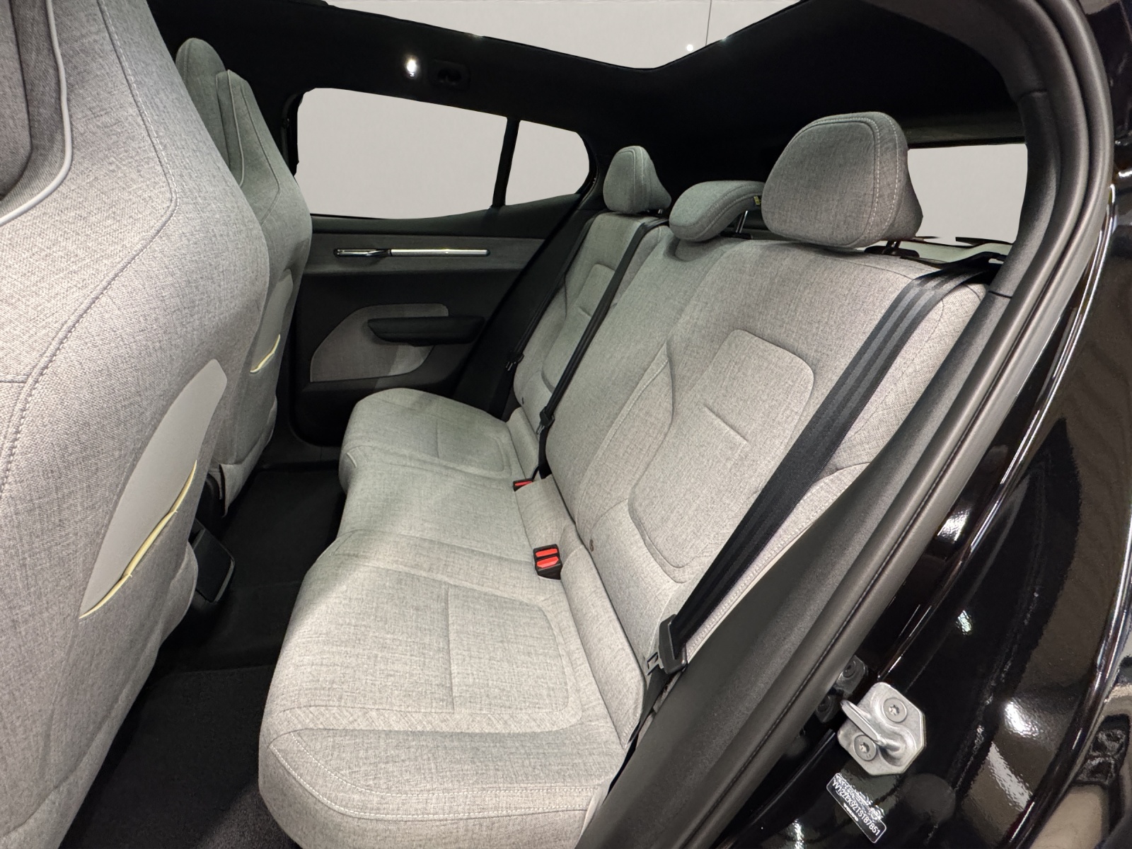 VOLVO EX30 E60 Twin Ultra Performance AWD-image-14