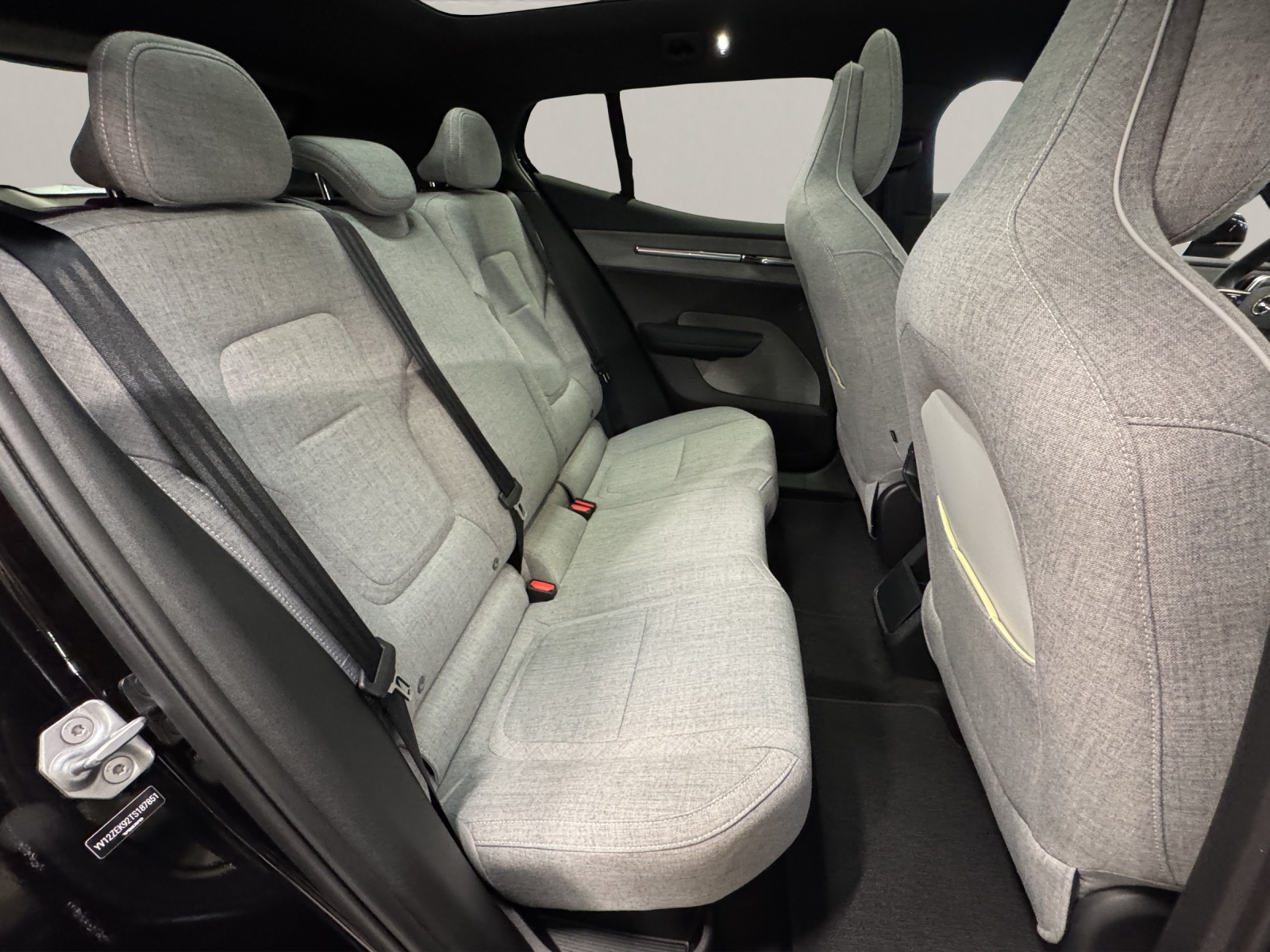 VOLVO EX30 E60 Twin Ultra Performance AWD-image-12