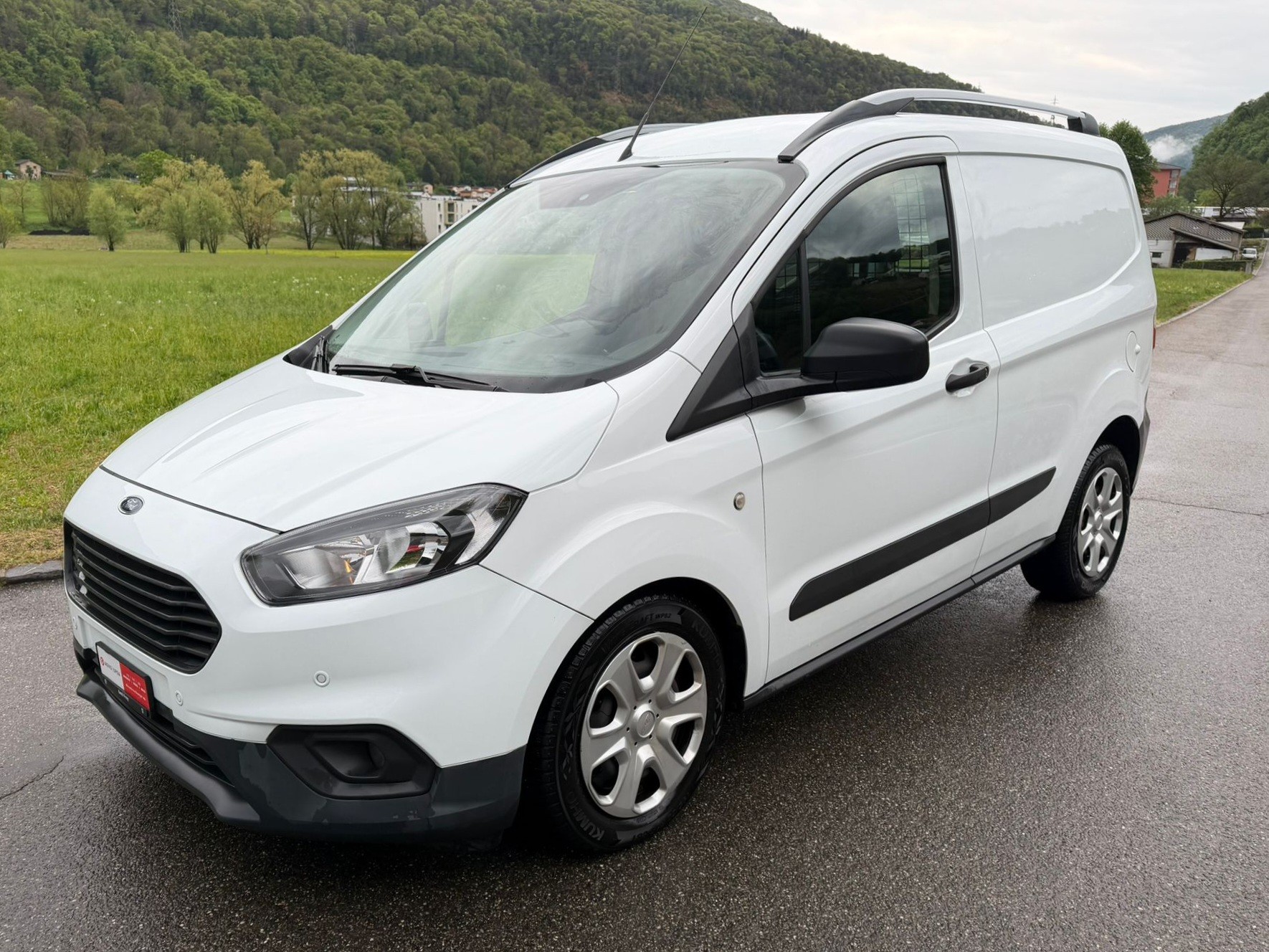 FORD Transit Courier Van 1.5 TDCi Trend-image-0