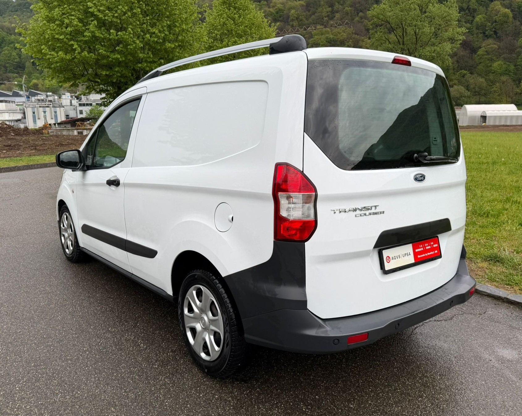 FORD Transit Courier Van 1.5 TDCi Trend-image-3