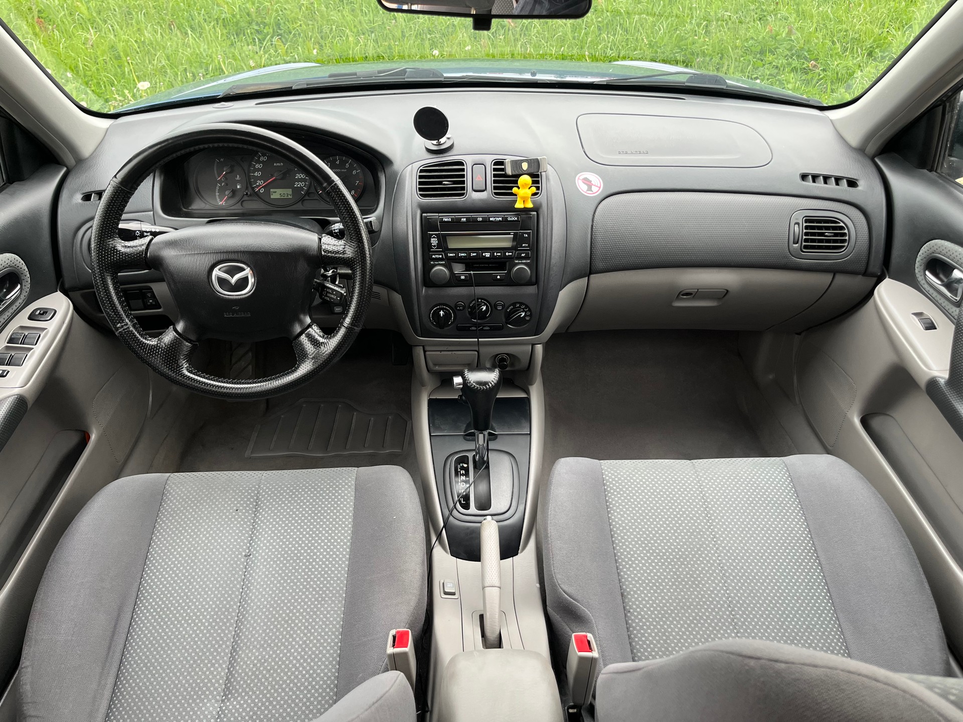 MAZDA 323 F 2.0i-16V-image-13