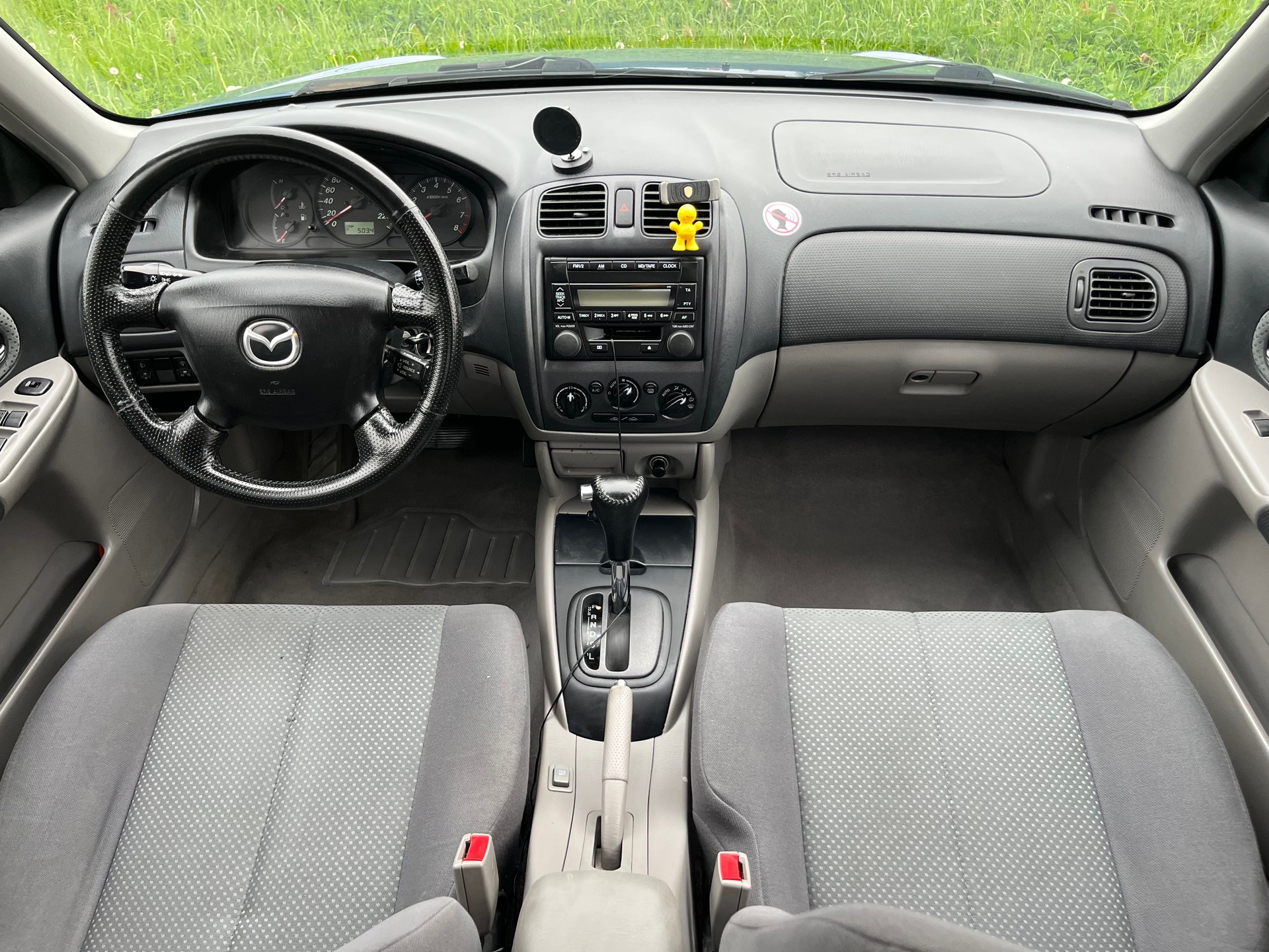 MAZDA 323 F 2.0i-16V-image-10