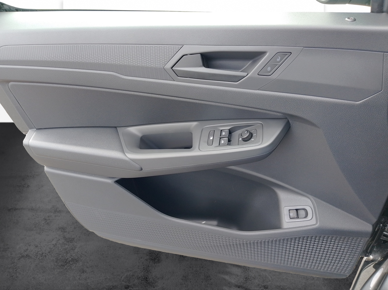 FORD Transit Connect Kaw. 1.5 EcoBoost 150 Trend PHEV-image-9