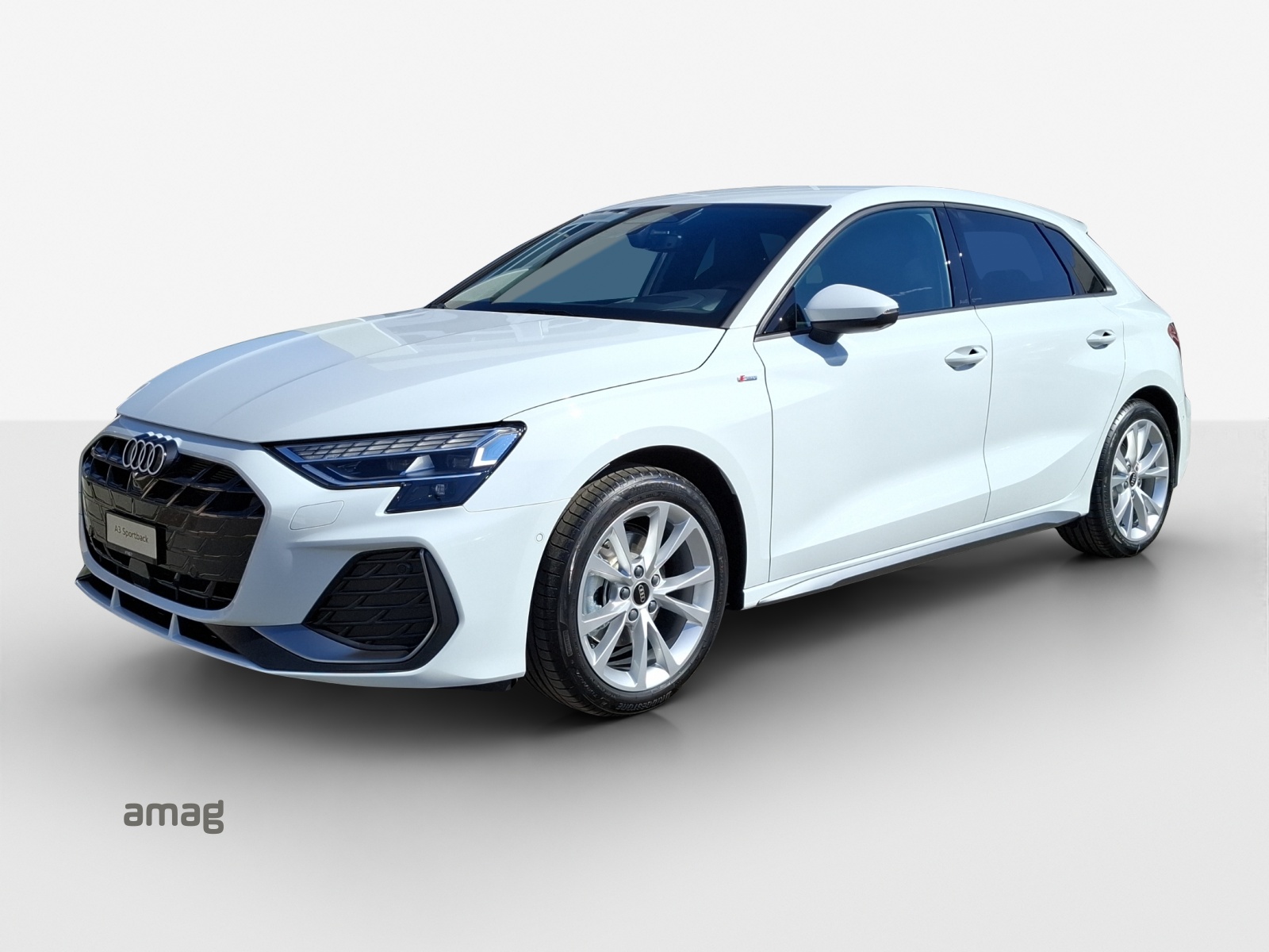 AUDI A3 Sportback TFSI 110 kW S line Attraction S tronic-image-0
