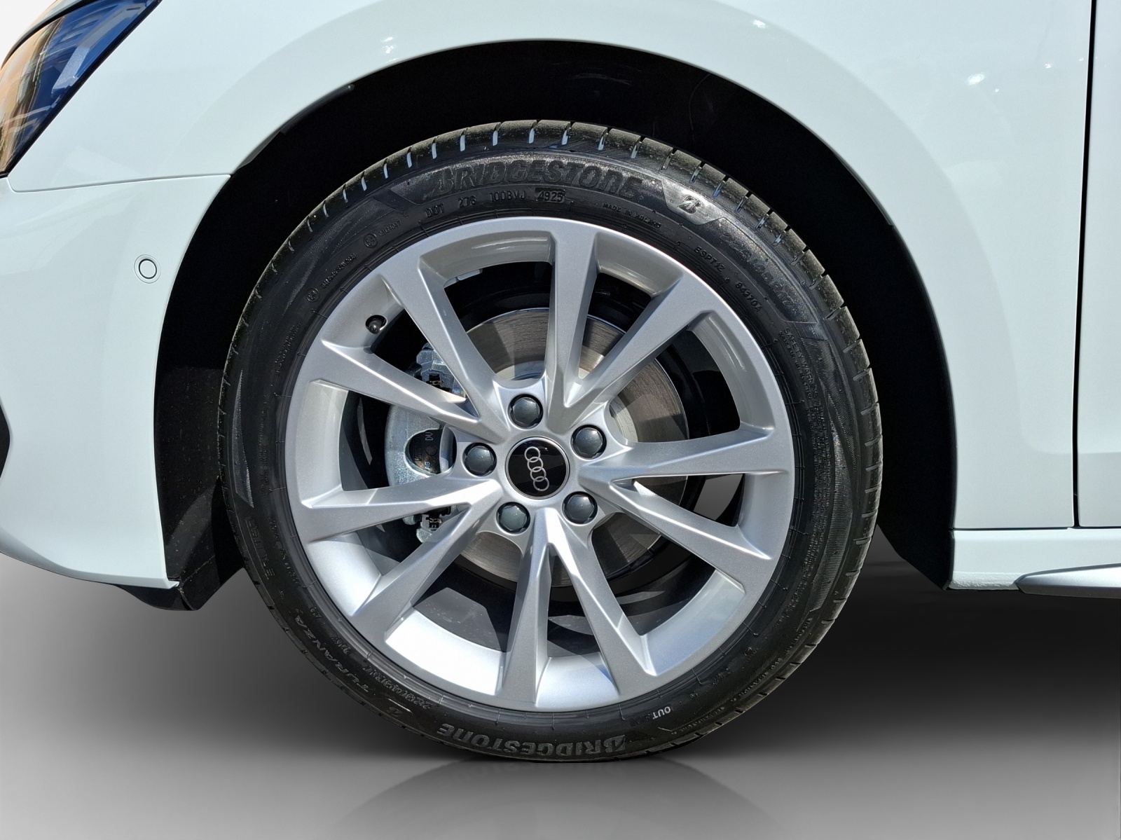 AUDI A3 Sportback TFSI 110 kW S line Attraction S tronic-image-13