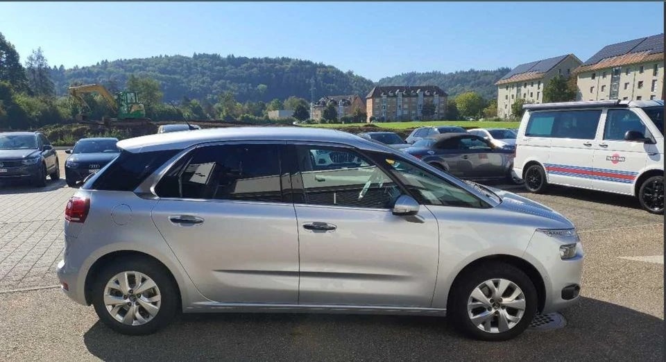 CITROEN C4 Picasso 1.6i 16V e-THP Séduction Automatic-image-5