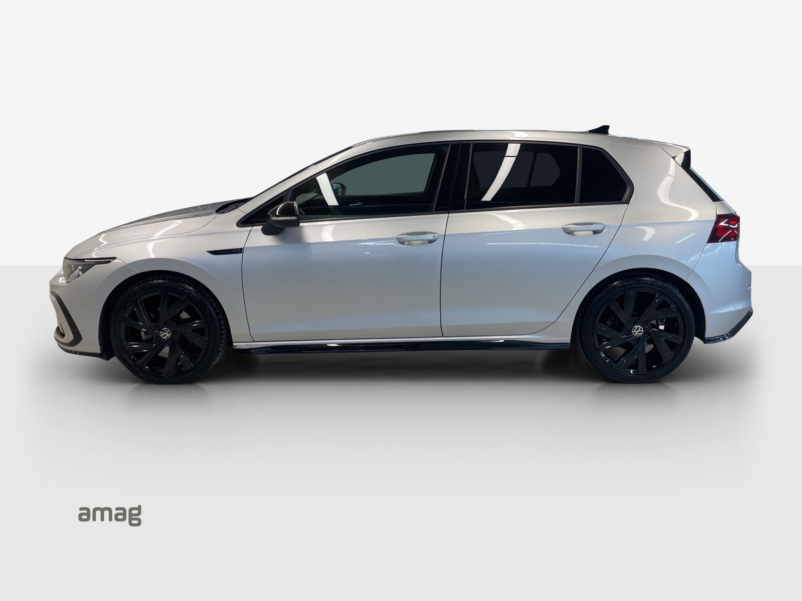 VW Golf 1.5 eTSI mHEV ACT R-Line DSG-image-1