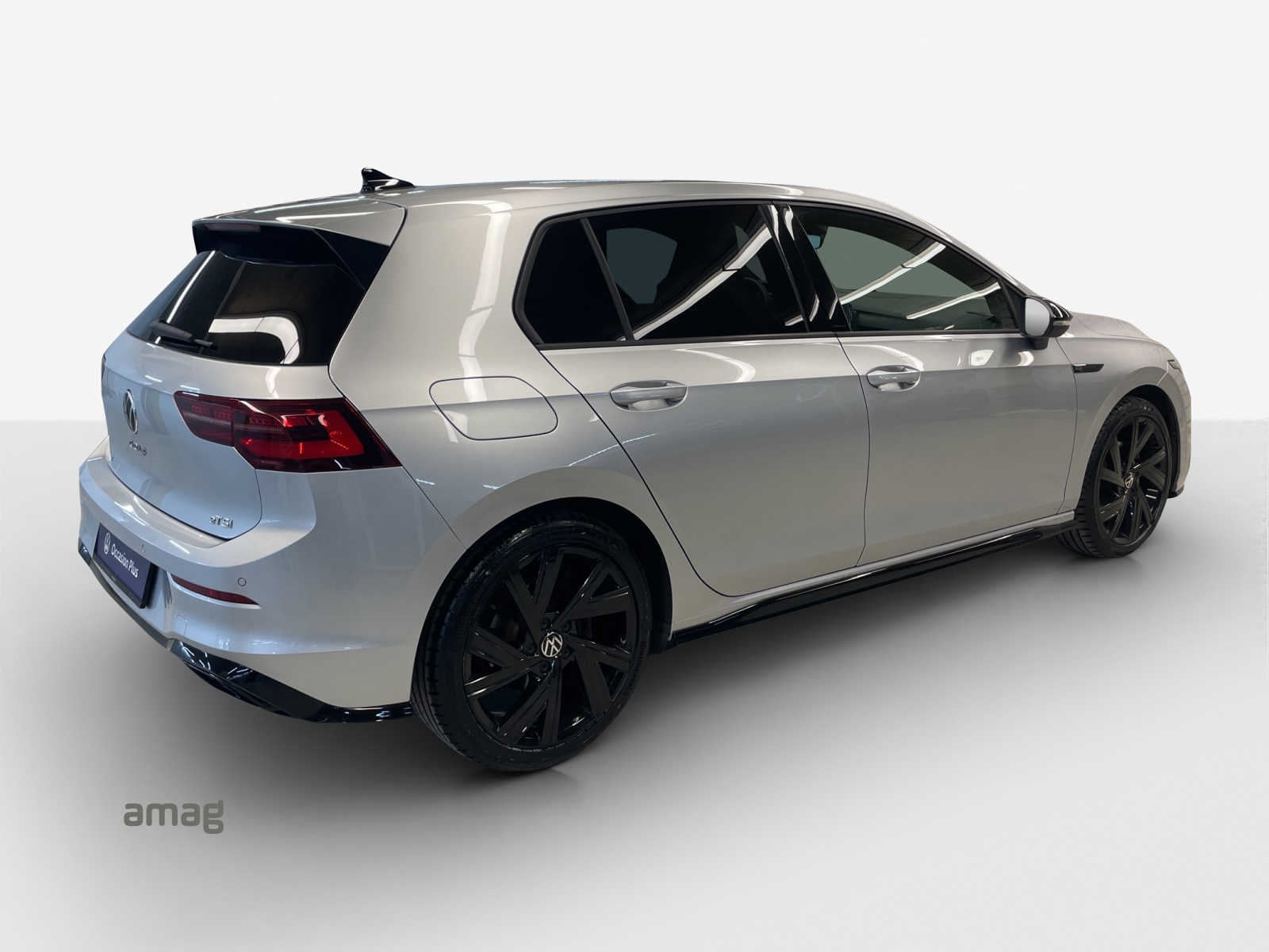 VW Golf 1.5 eTSI mHEV ACT R-Line DSG-image-4
