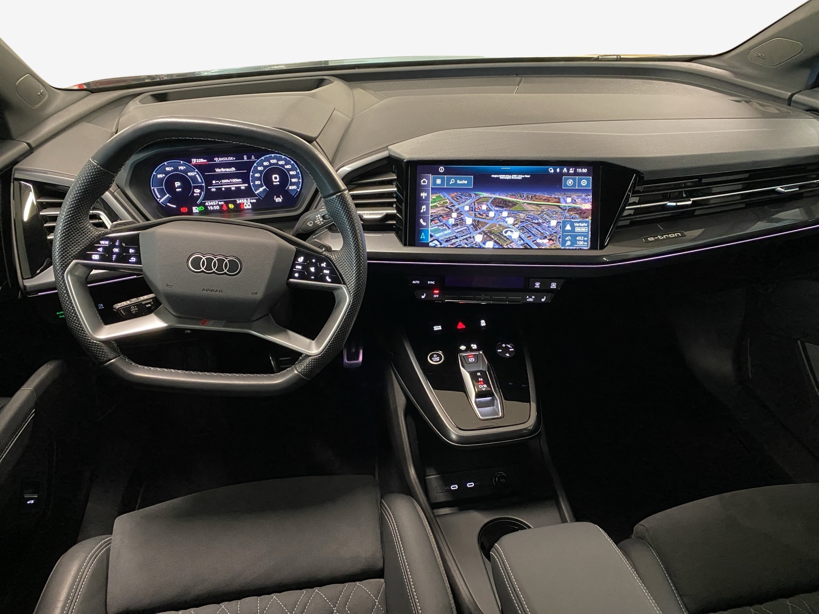 AUDI Q4 e-tron 50 quattro-image-9