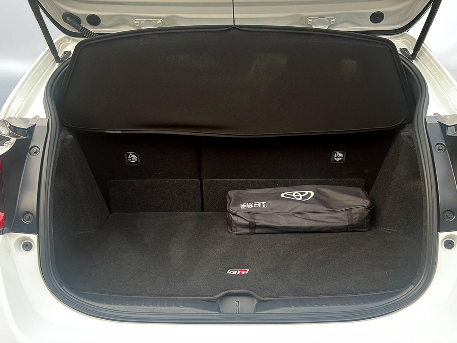 TOYOTA GR Yaris 1.6 Turbo Sport 4x4-image-8