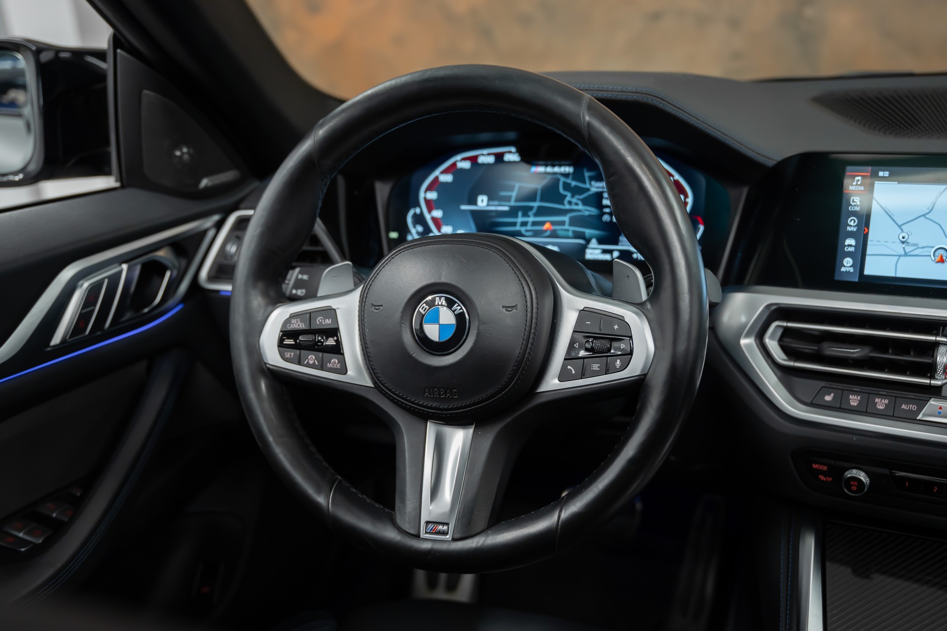BMW M440i xDrive 48V Gran Coupé M Sport PRO Steptronic *Performance-Sitze*Laser*Panorama*Head-Up*-image-19