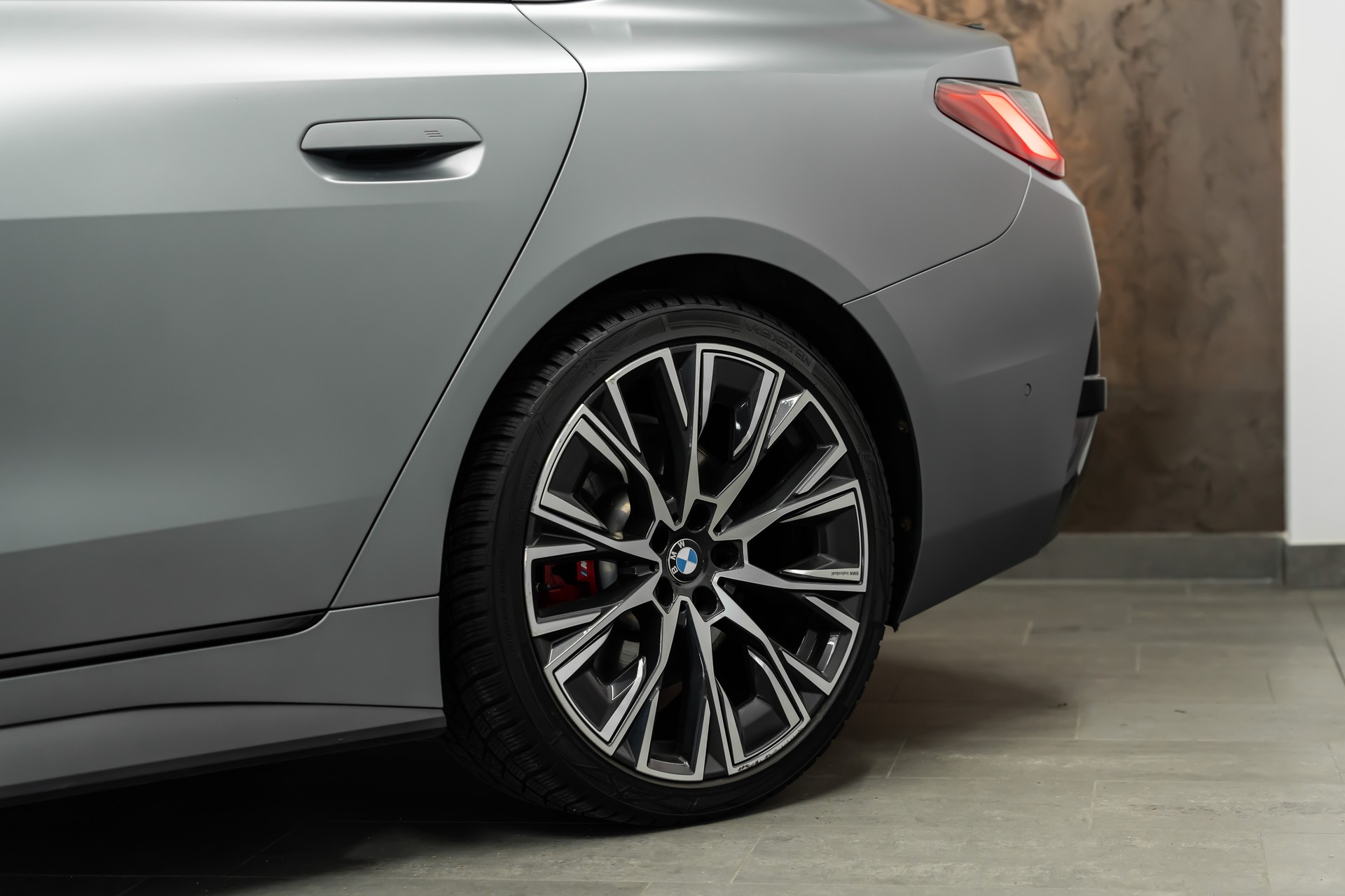 BMW M440i xDrive 48V Gran Coupé M Sport PRO Steptronic *Performance-Sitze*Laser*Panorama*Head-Up*-image-8