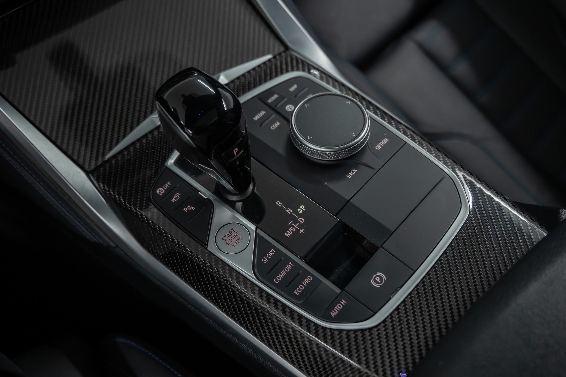 BMW M440i xDrive 48V Gran Coupé M Sport PRO Steptronic *Performance-Sitze*Laser*Panorama*Head-Up*-image-24