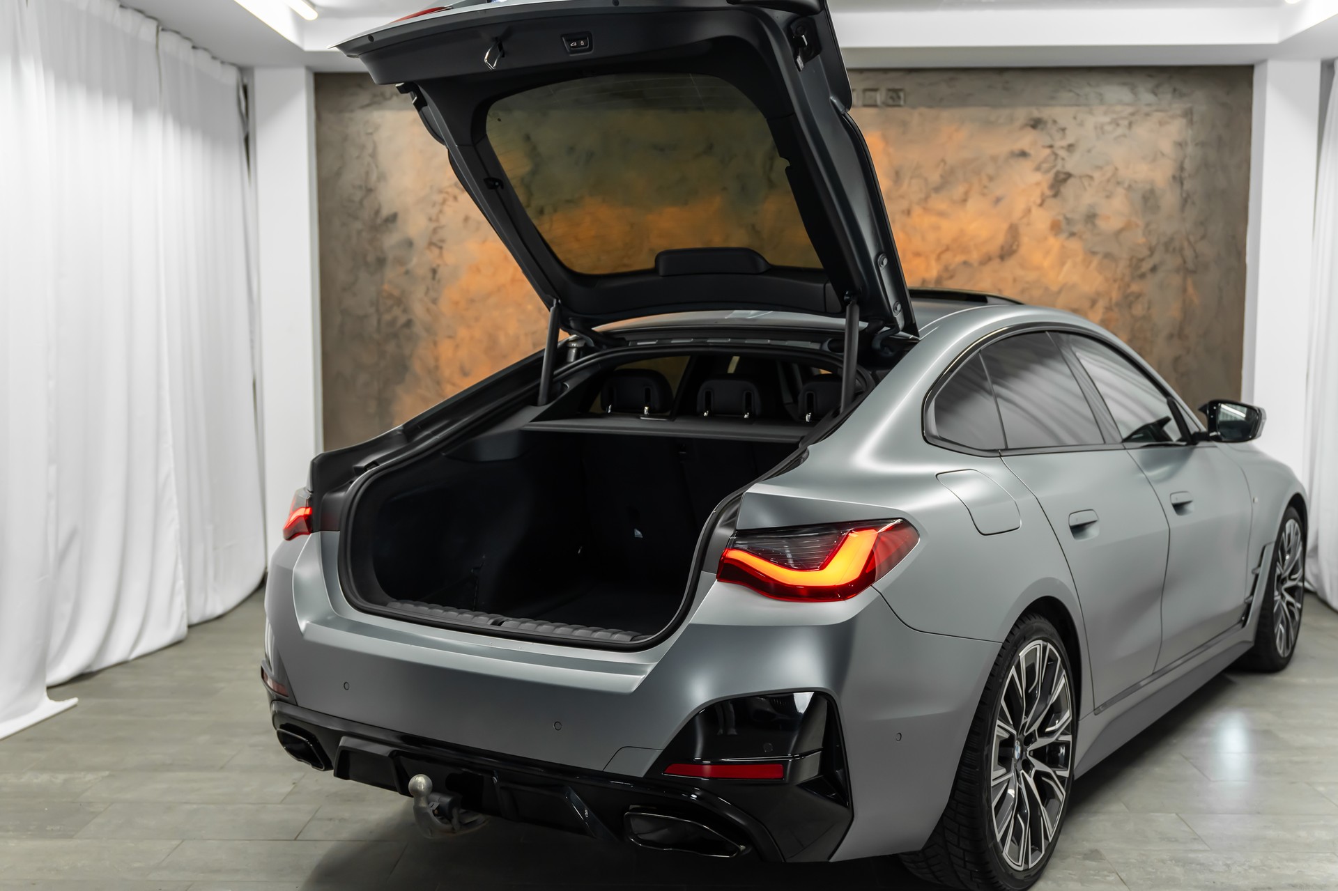 BMW M440i xDrive 48V Gran Coupé M Sport PRO Steptronic *Performance-Sitze*Laser*Panorama*Head-Up*-image-7