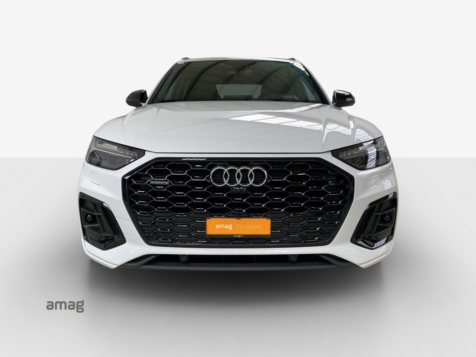 AUDI Q5 Sportback 45 TFSI Black Edition quattro S-tronic-image-6