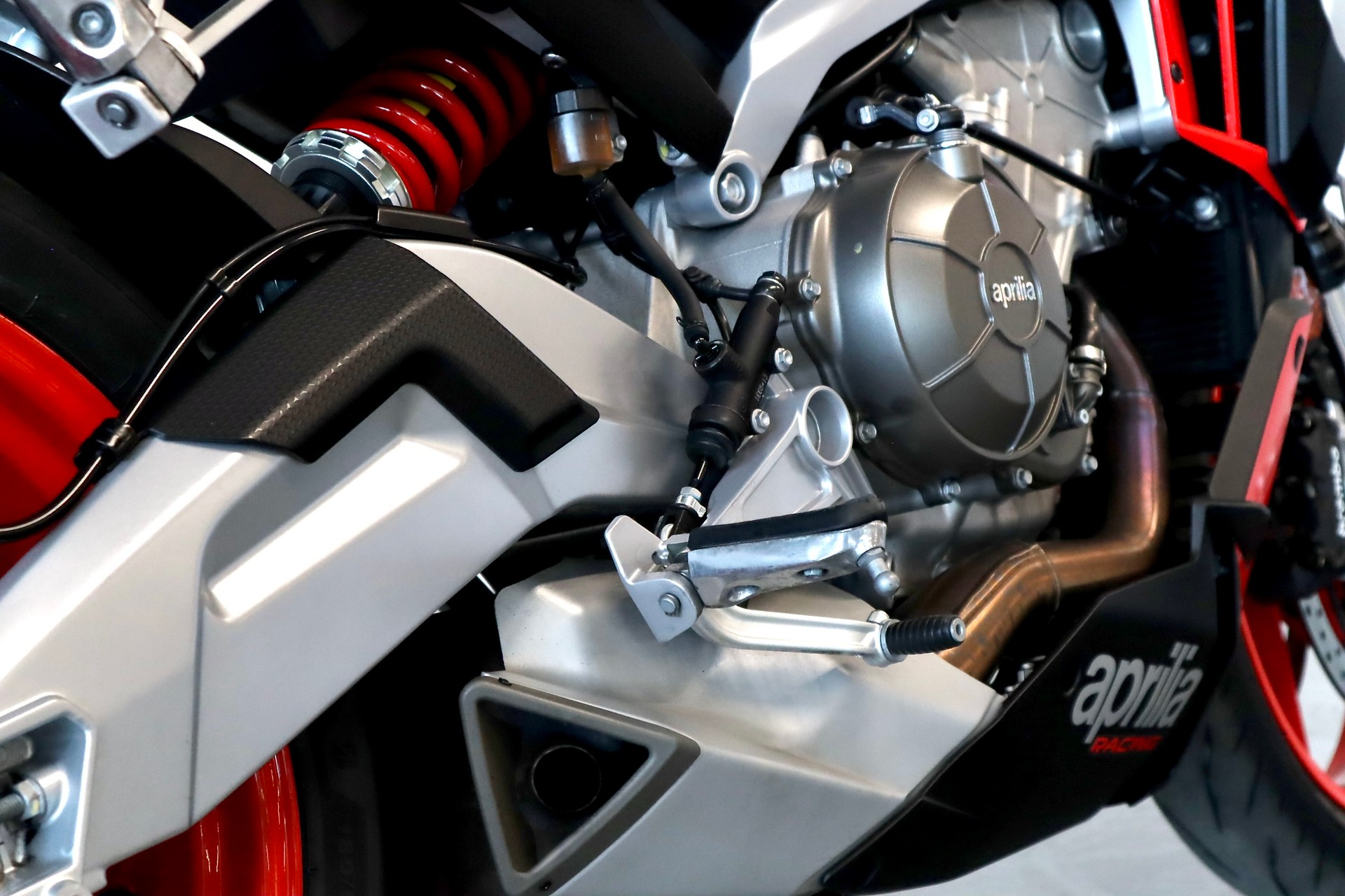 APRILIA Tuono 660 (A2-35kw)-image-7