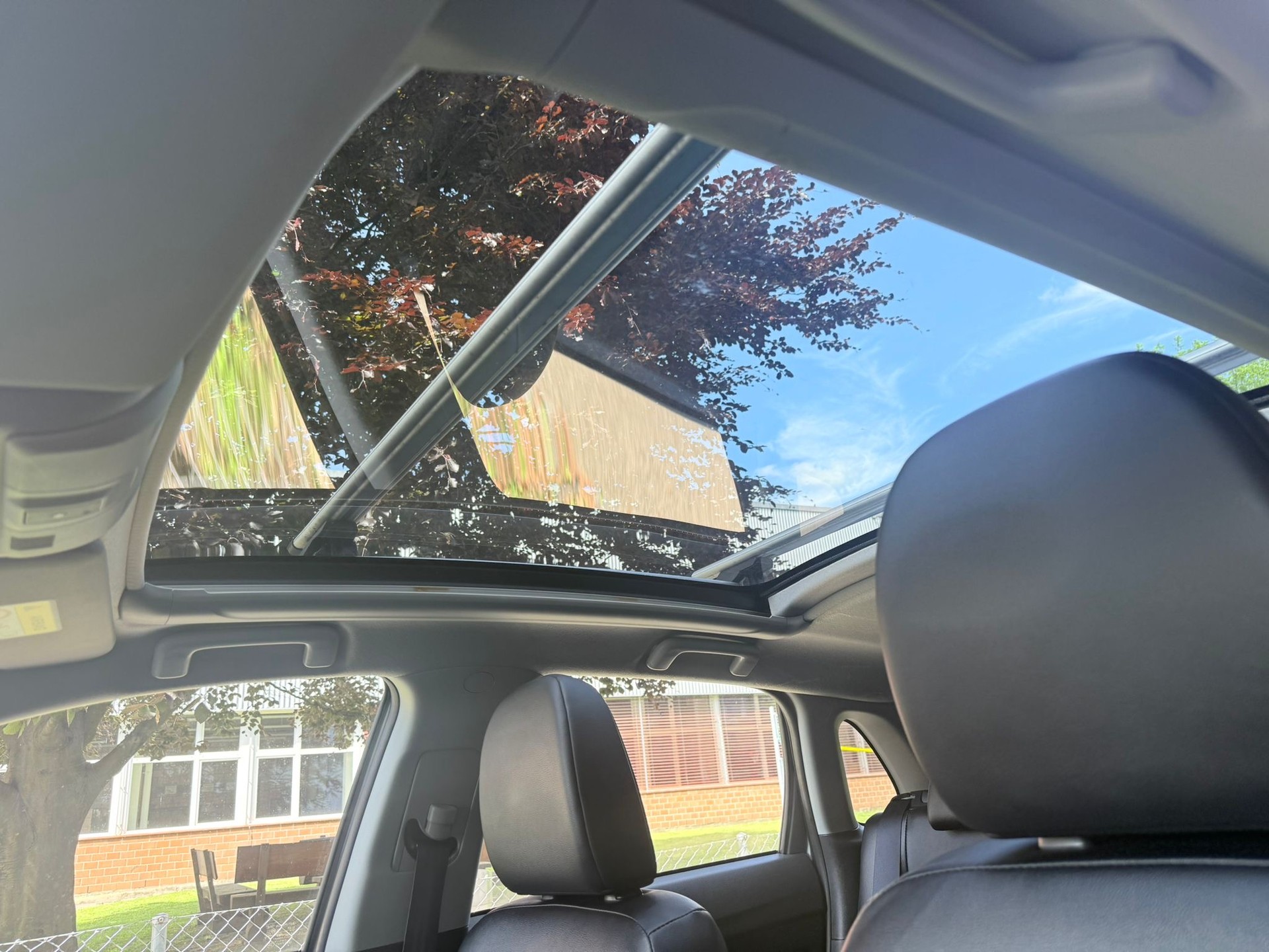 CITROEN C4 Aircross 1.6 HDi Collection 4WD-image-6
