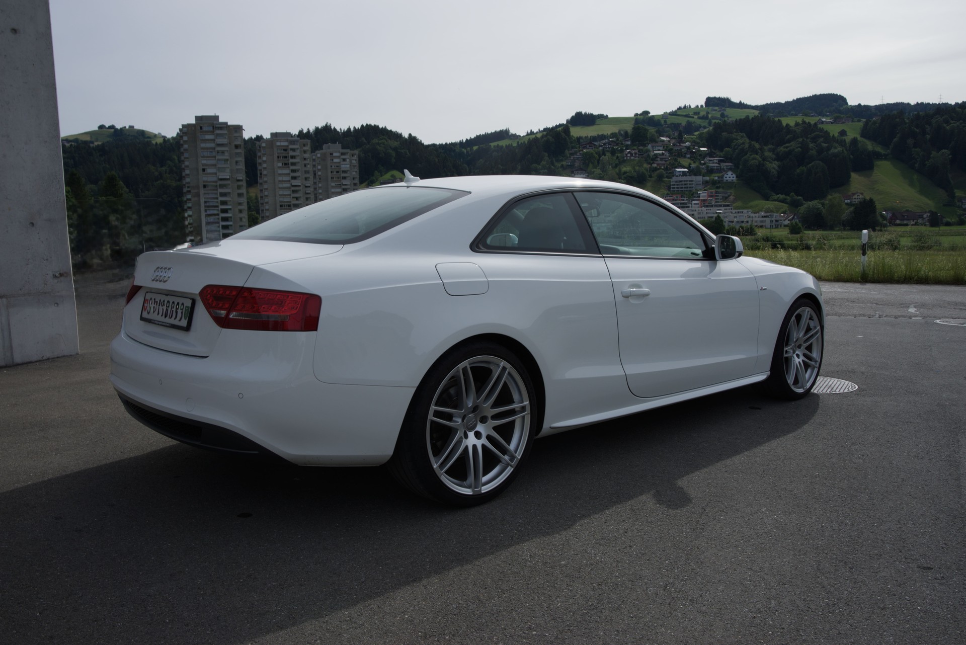 AUDI 2.0 TFSI quattro-image-7