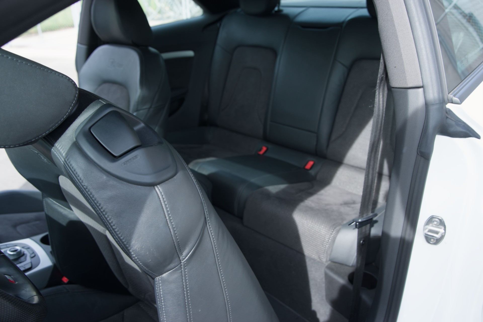 AUDI 2.0 TFSI quattro-image-12