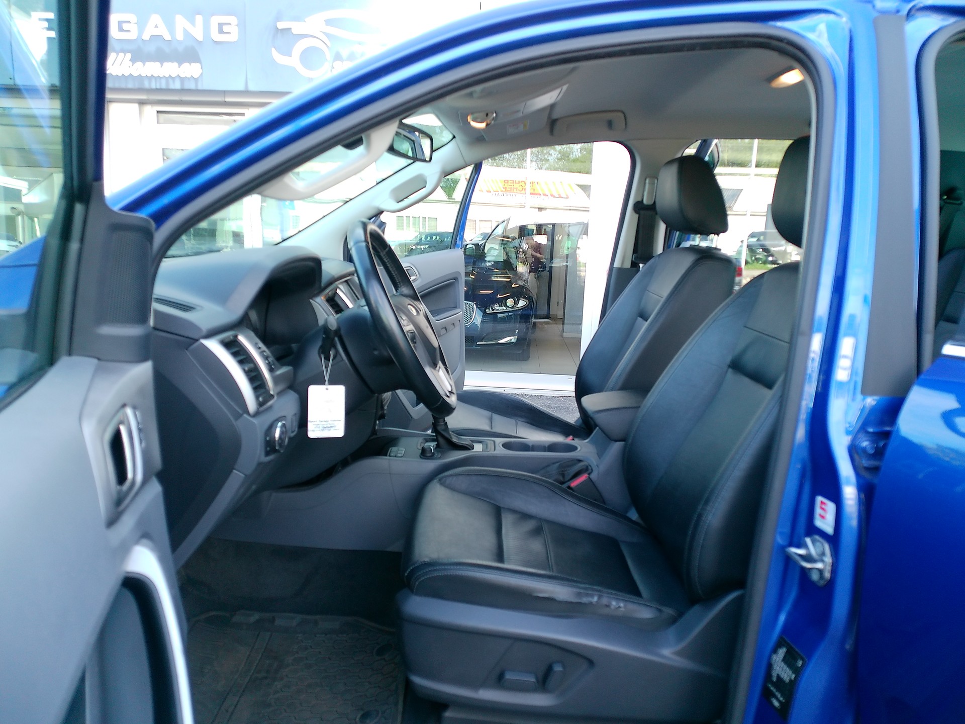 FORD Ranger LTD 3.2 TDCi 4x4 A-image-11