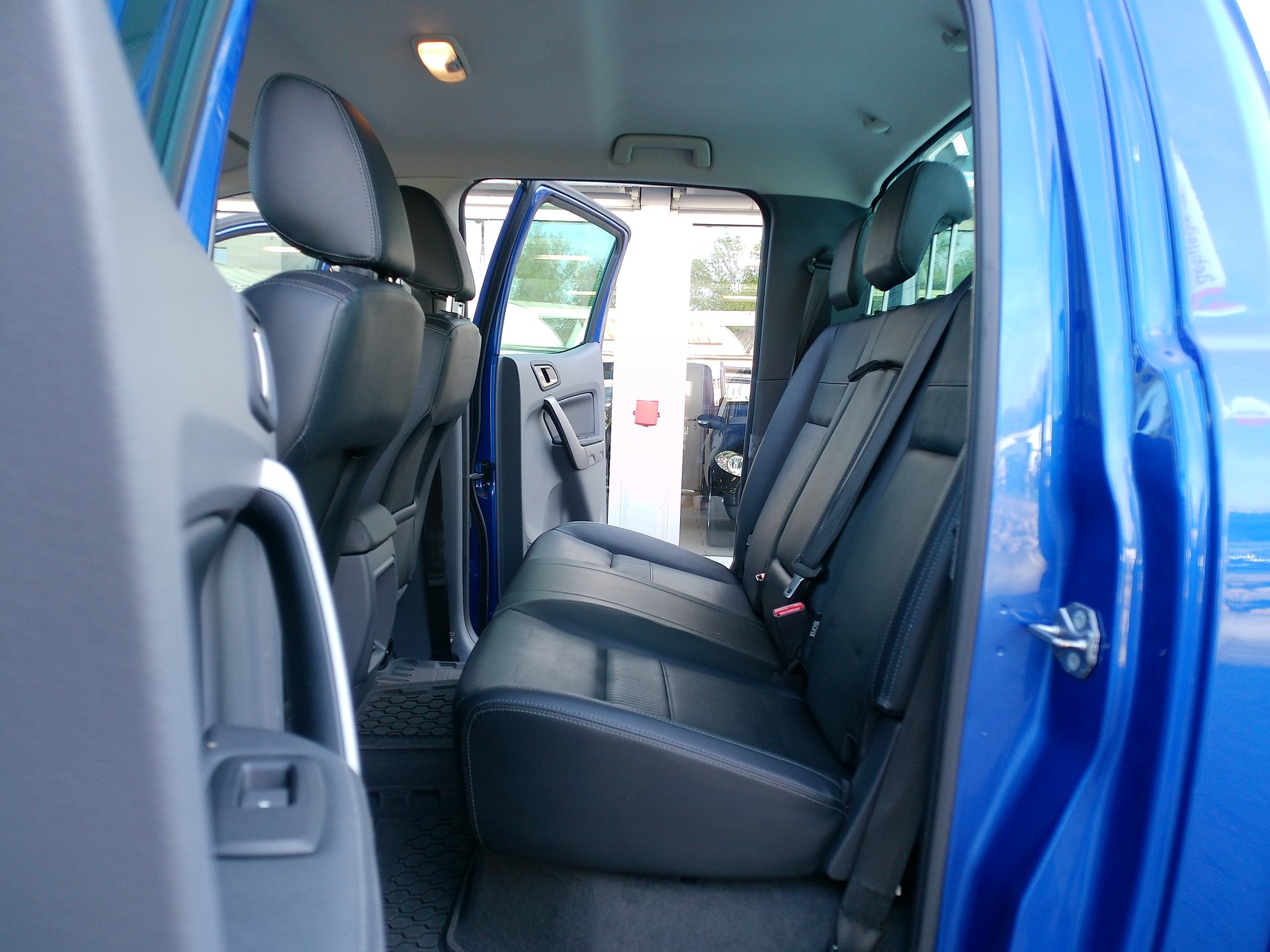 FORD Ranger LTD 3.2 TDCi 4x4 A-image-13