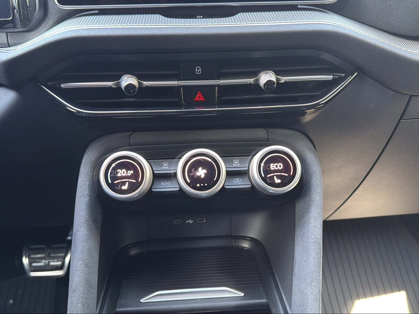 SKODA Kodiaq 1.5 TSI PHEV Sportline-image-15