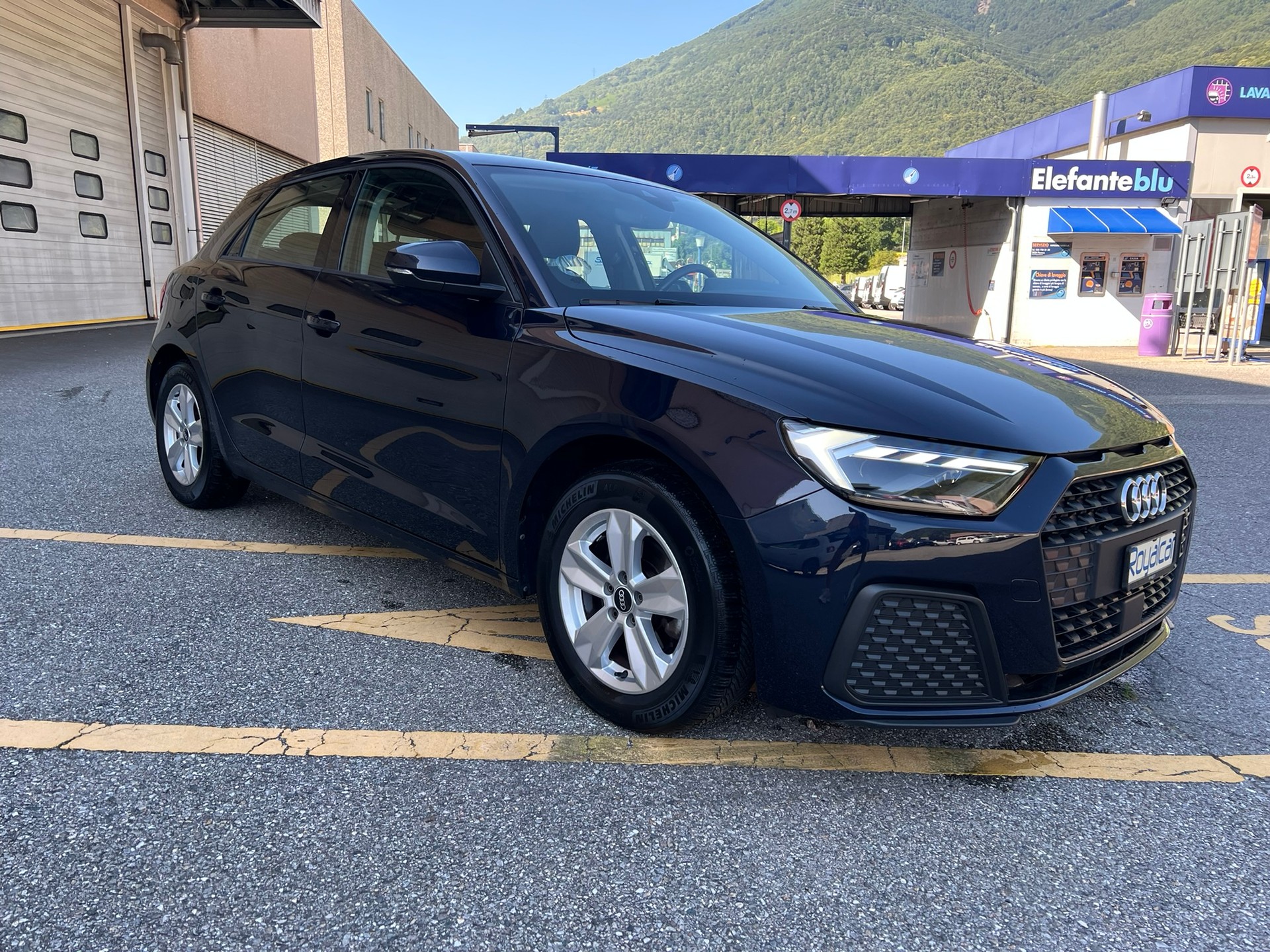 AUDI A1 Sportback 30 TFSI advanced S-tronic-image-1