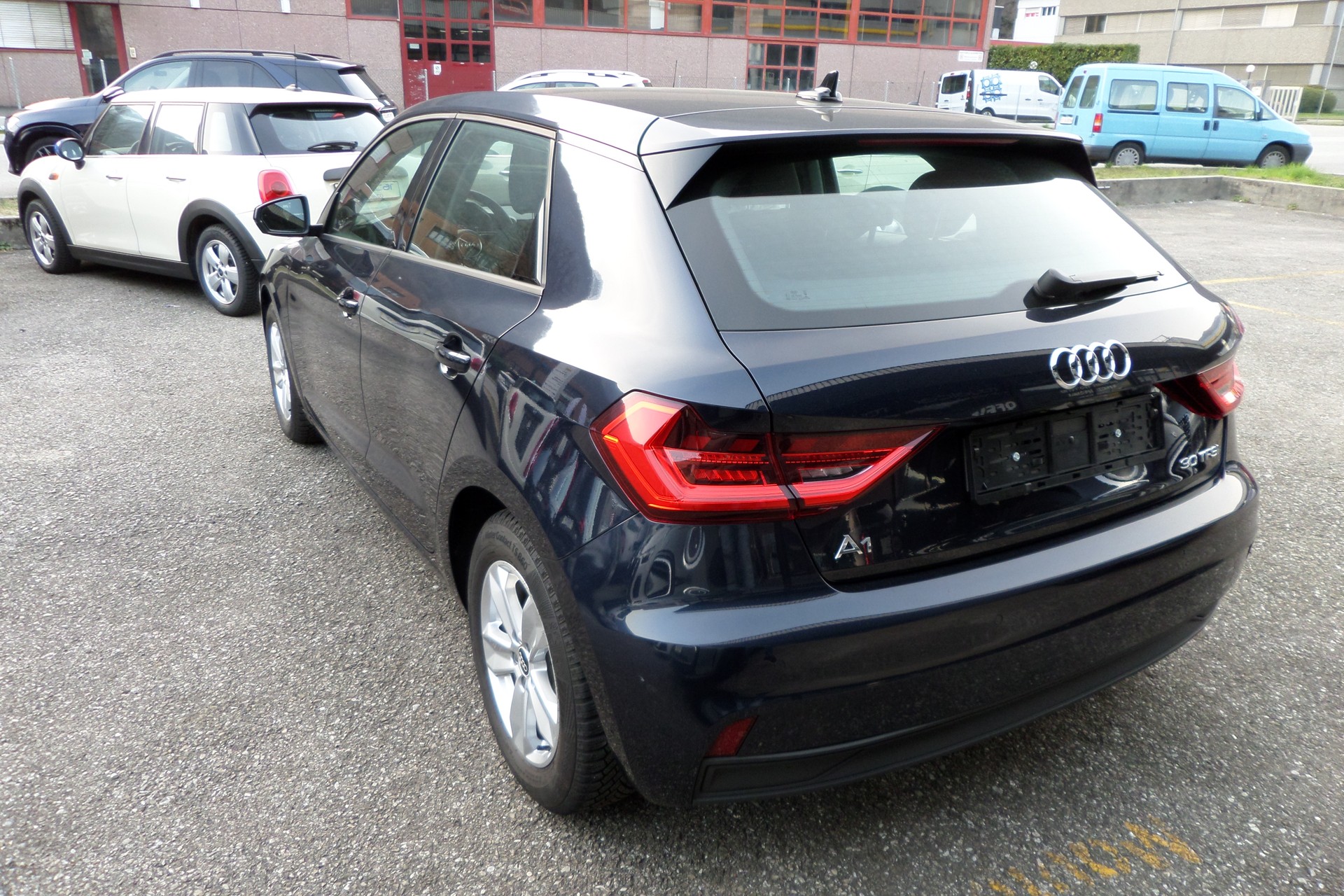 AUDI A1 Sportback 30 TFSI advanced S-tronic-image-3