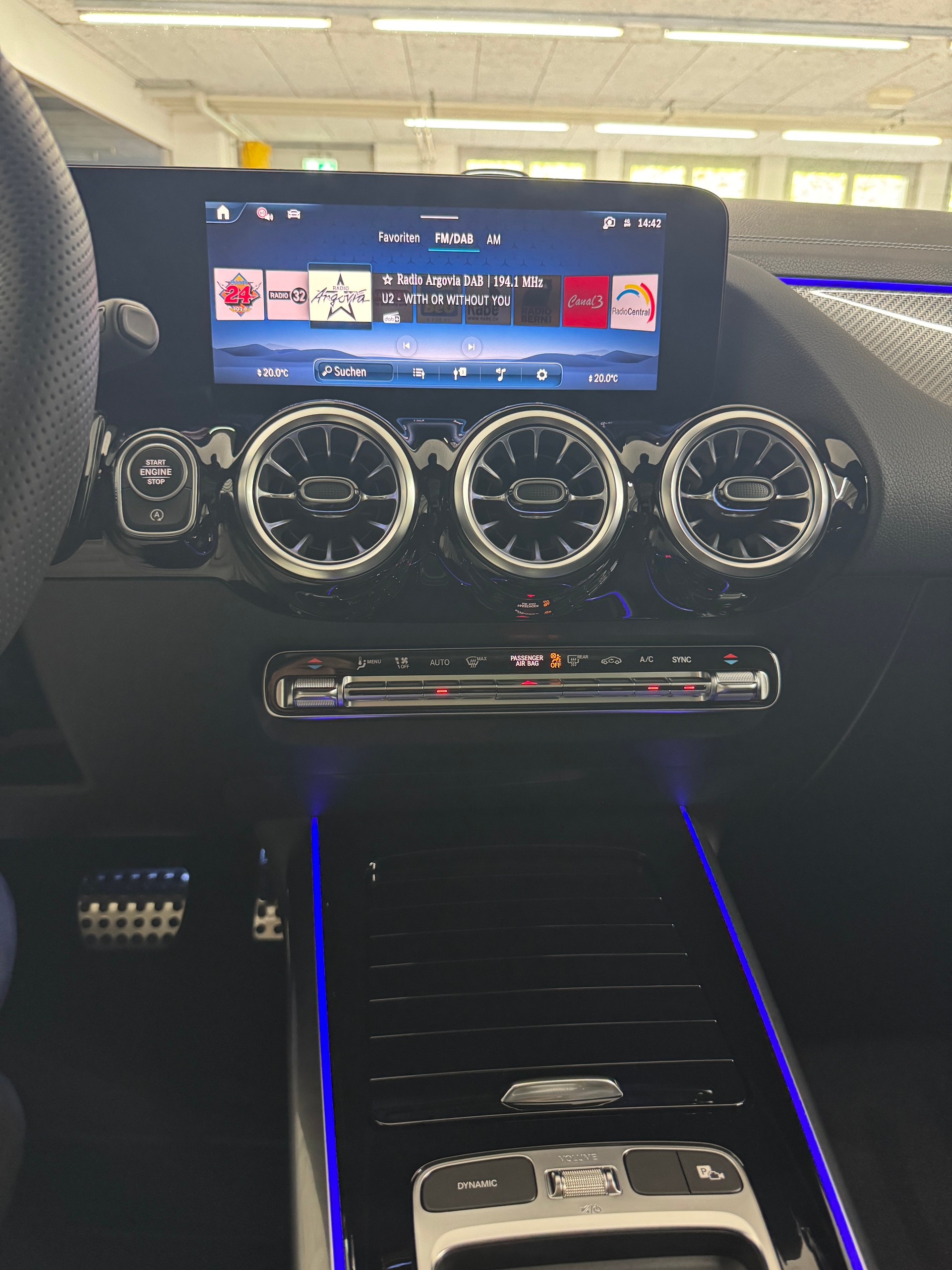 MERCEDES-BENZ GLA 250 4MATIC Swiss Star-image-7