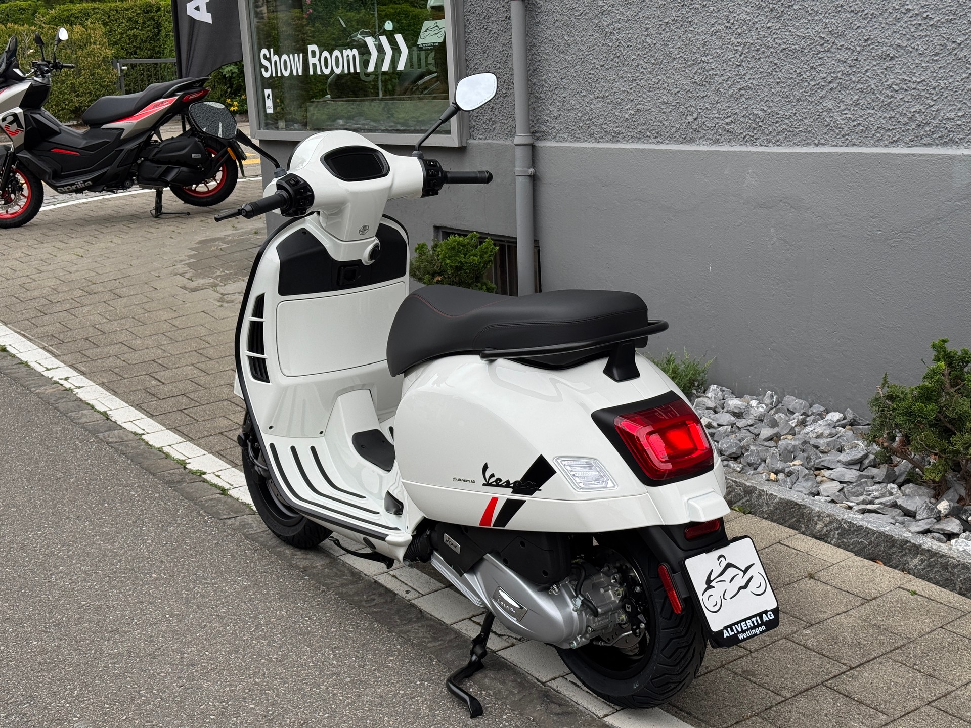 PIAGGIO Vespa GTS 310 Super Sport RST E5+-image-10