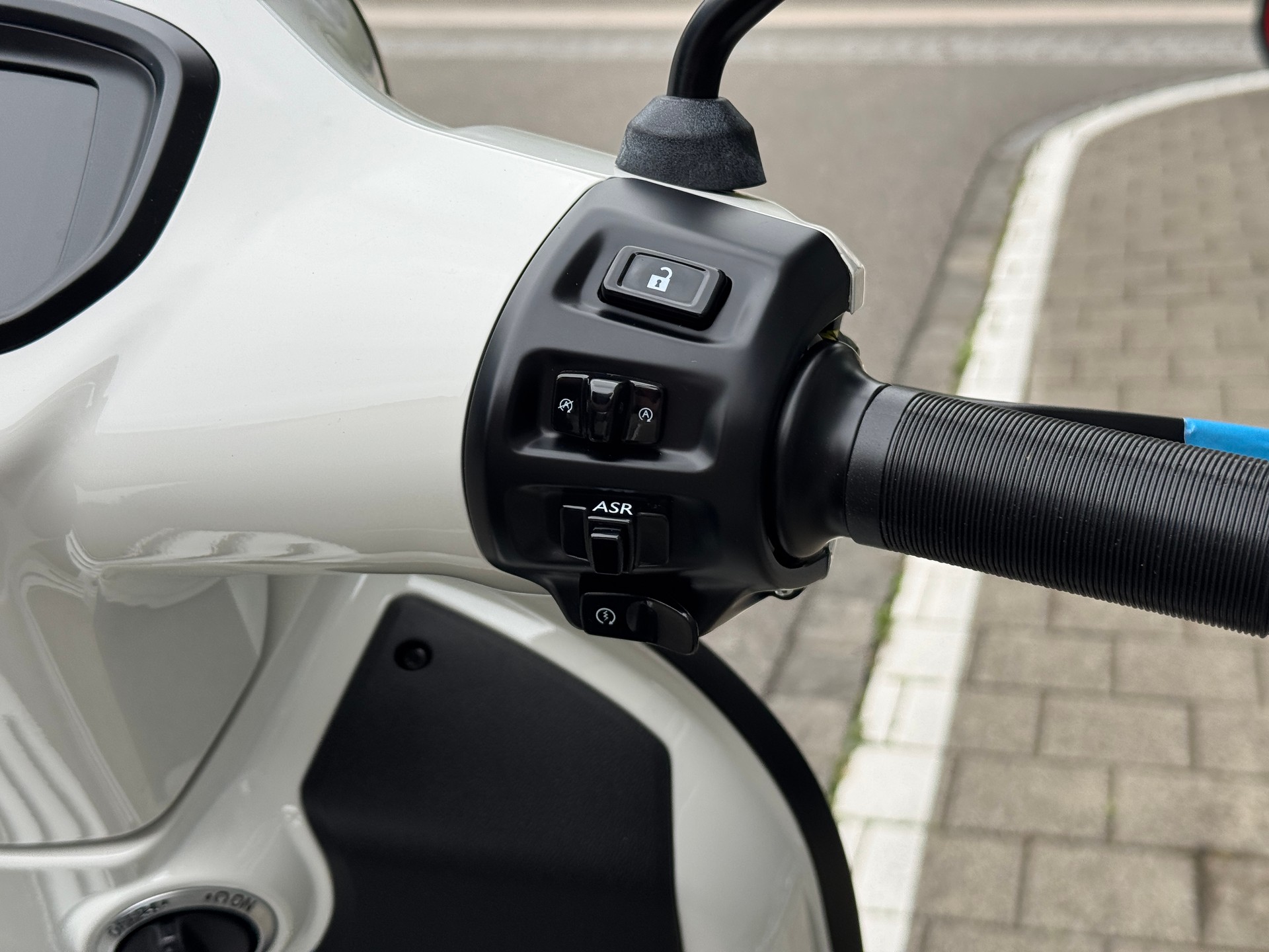 PIAGGIO Vespa GTS 310 Super Sport RST E5+-image-6