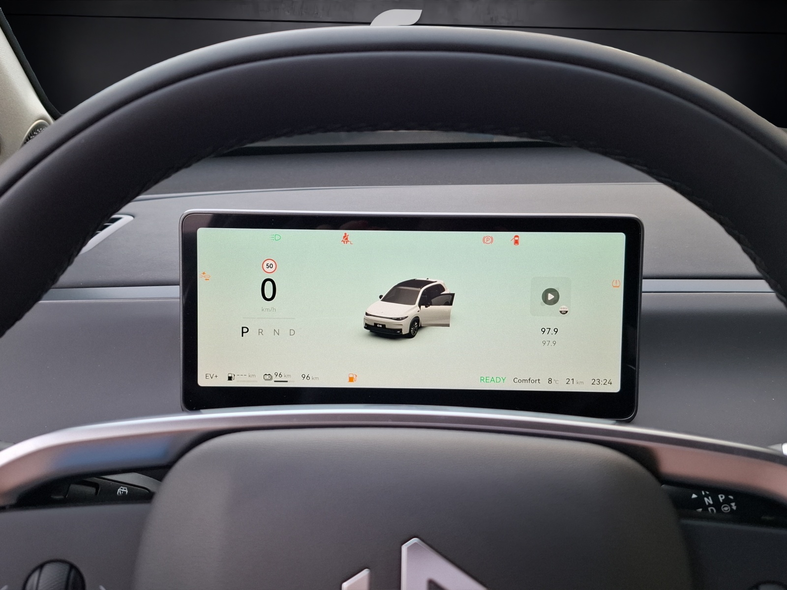 LEAPMOTOR C10 REEV 28kWh Design-image-12