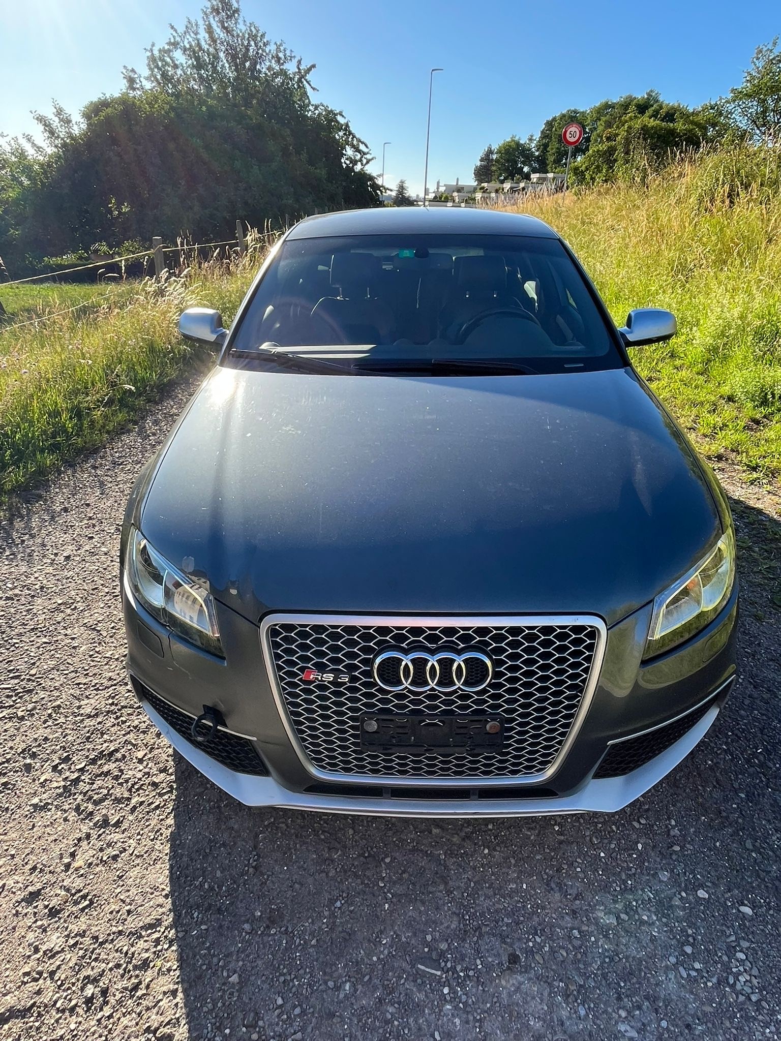 AUDI RS3 Sportback 2.5 TFSI quattro S-tronic-image-2