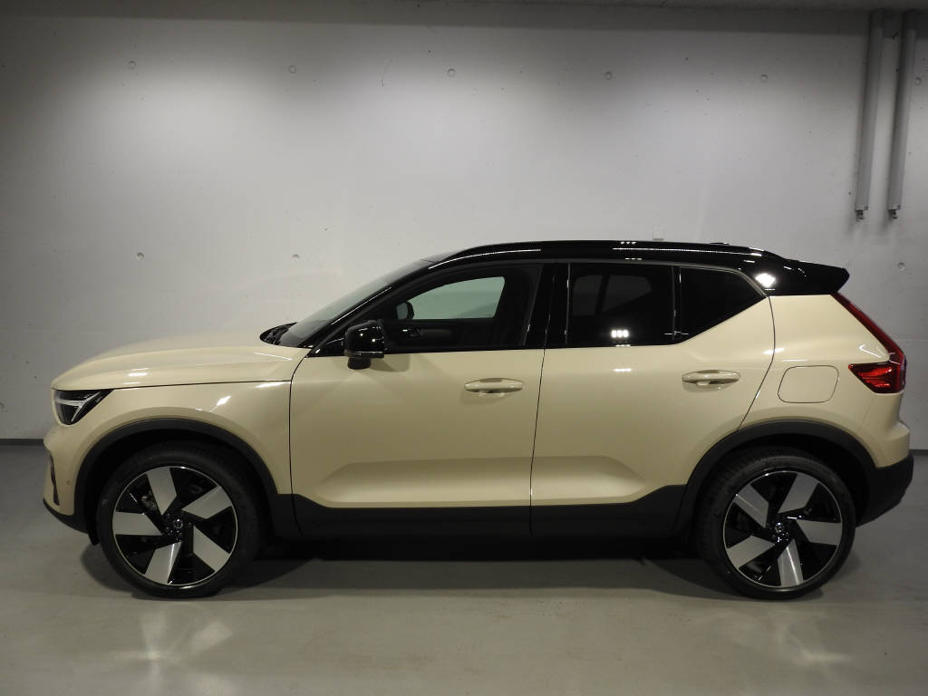 VOLVO EX40 Twin Ultra AWD-showroom-element-2