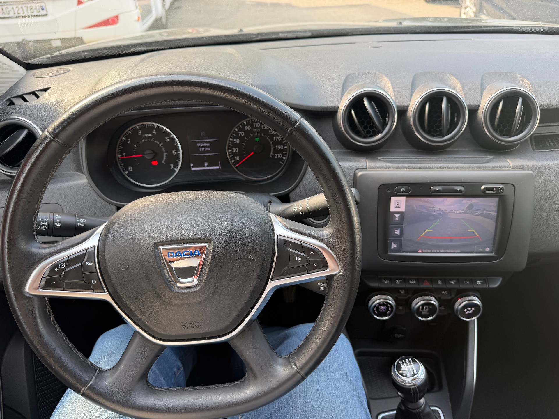 DACIA Duster TCe 125 Essential 4x4-image-12