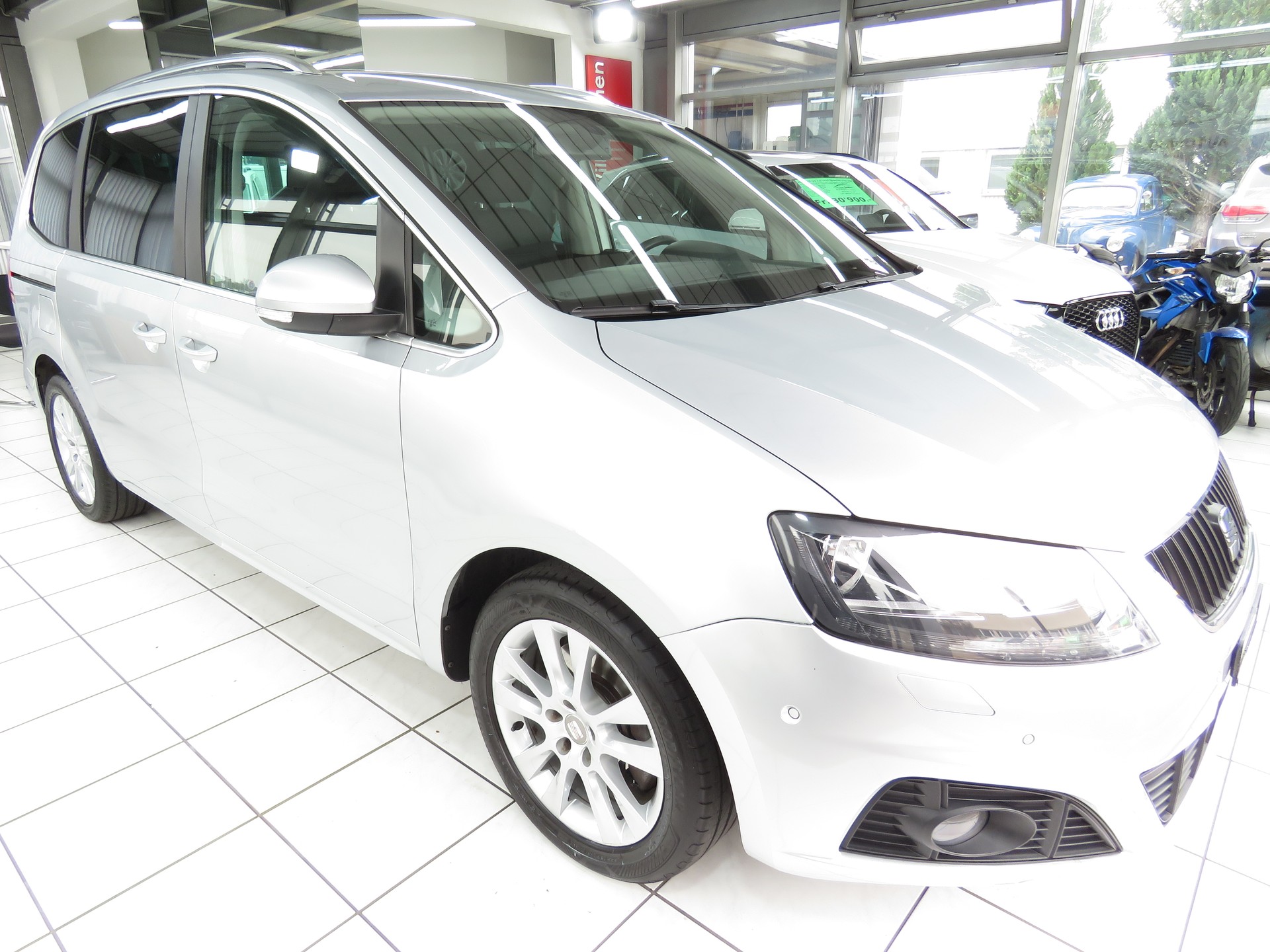 SEAT Alhambra 1.4 TSI Style Viva Eco DSG (7-Plätzer, Automat)-image-2