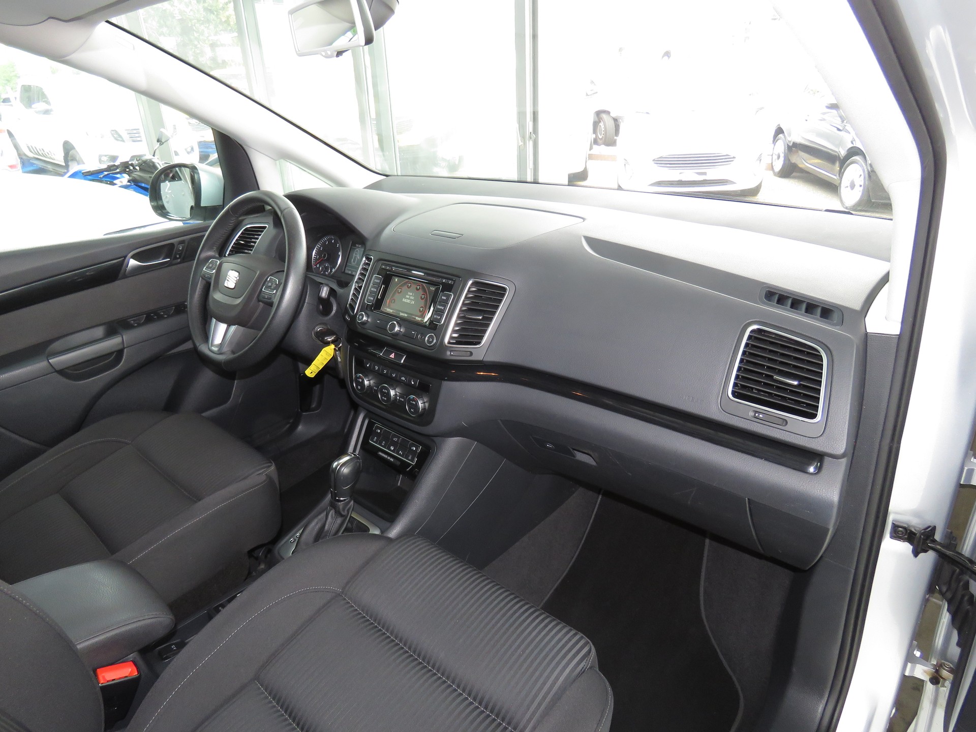 SEAT Alhambra 1.4 TSI Style Viva Eco DSG (7-Plätzer, Automat)-image-11