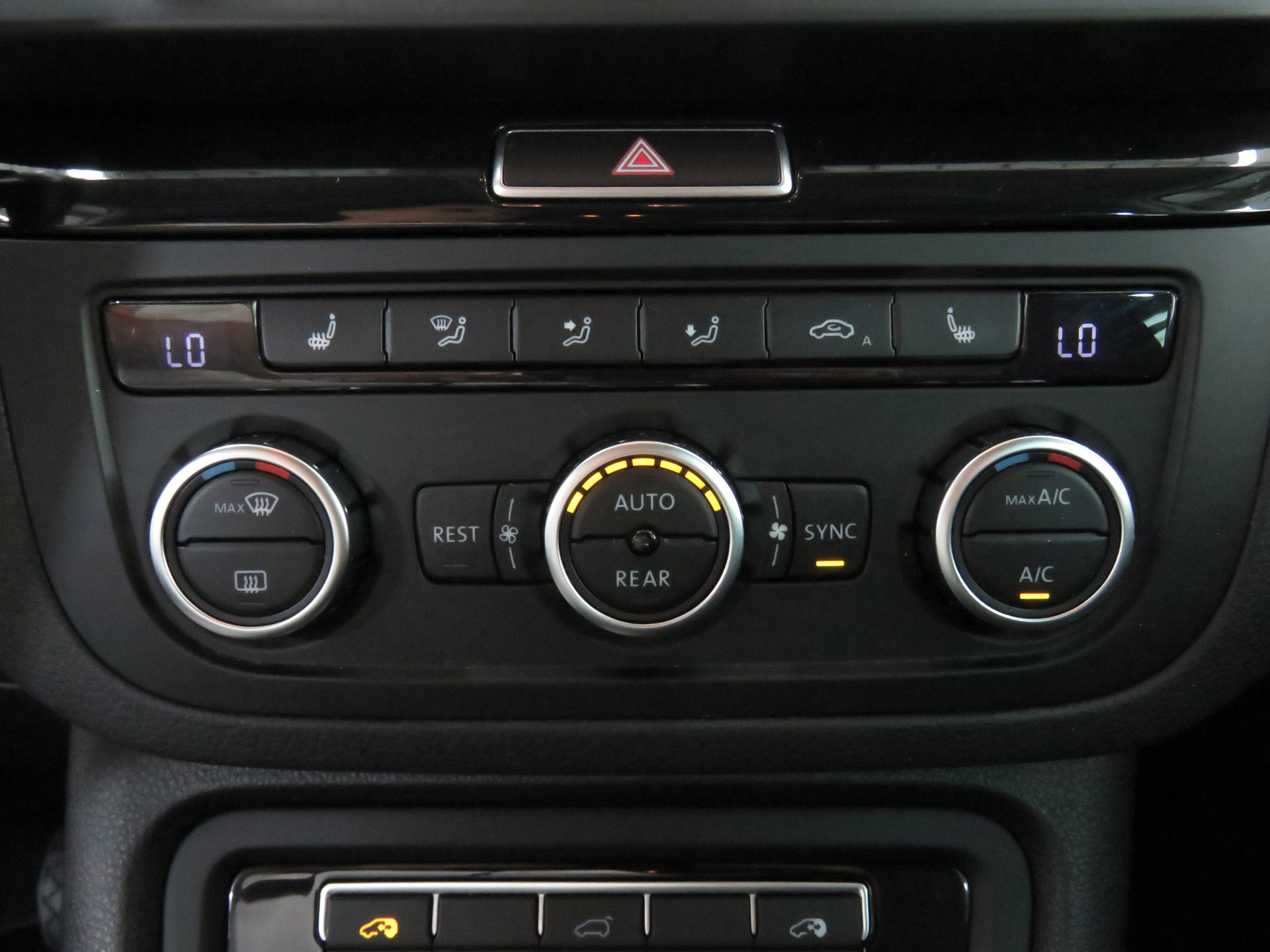 SEAT Alhambra 1.4 TSI Style Viva Eco DSG (7-Plätzer, Automat)-image-19