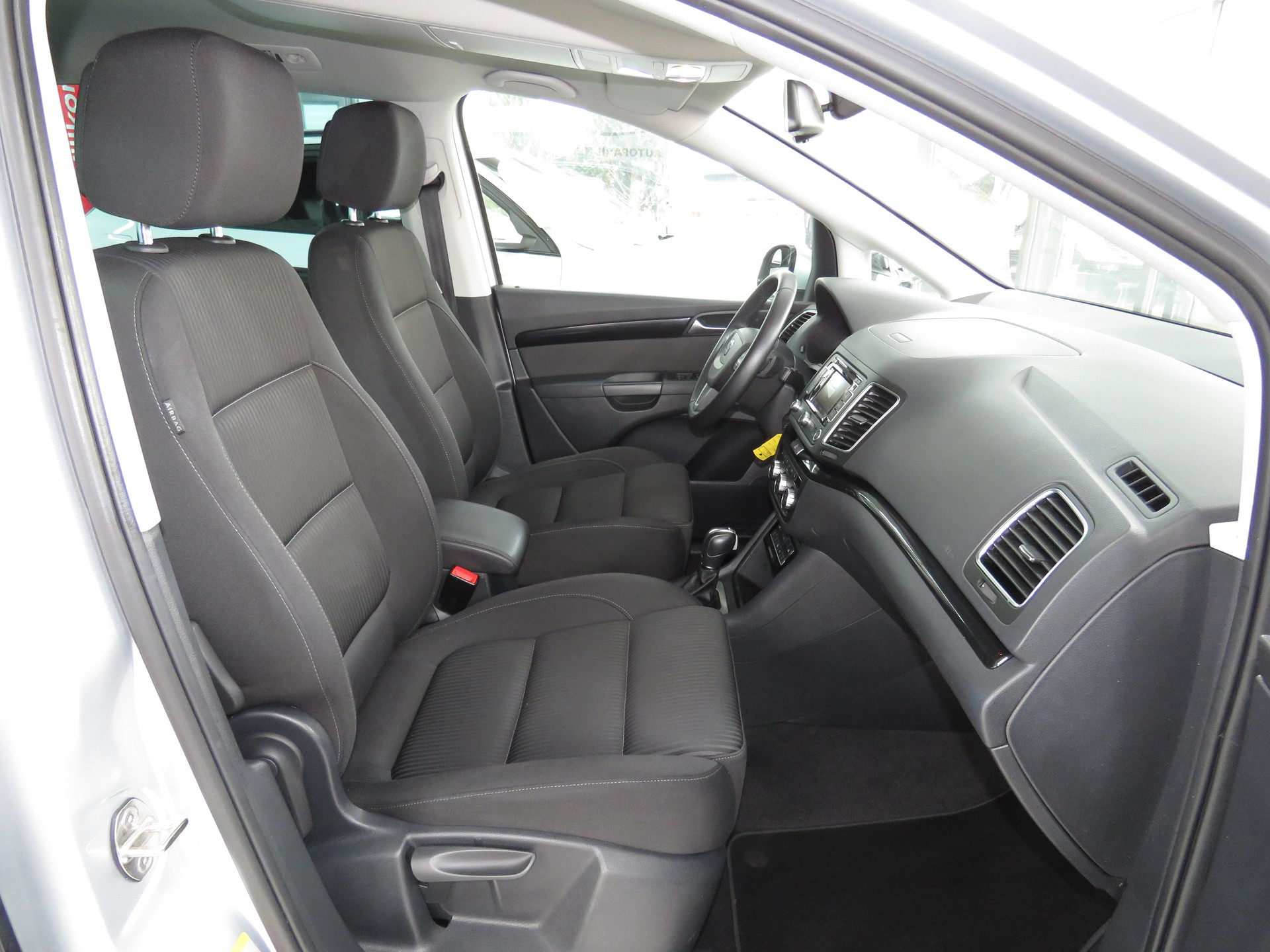 SEAT Alhambra 1.4 TSI Style Viva Eco DSG (7-Plätzer, Automat)-image-12