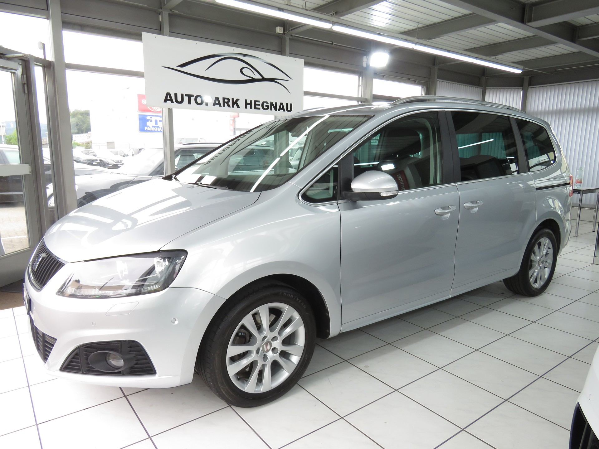 SEAT Alhambra 1.4 TSI Style Viva Eco DSG (7-Plätzer, Automat)-image-0