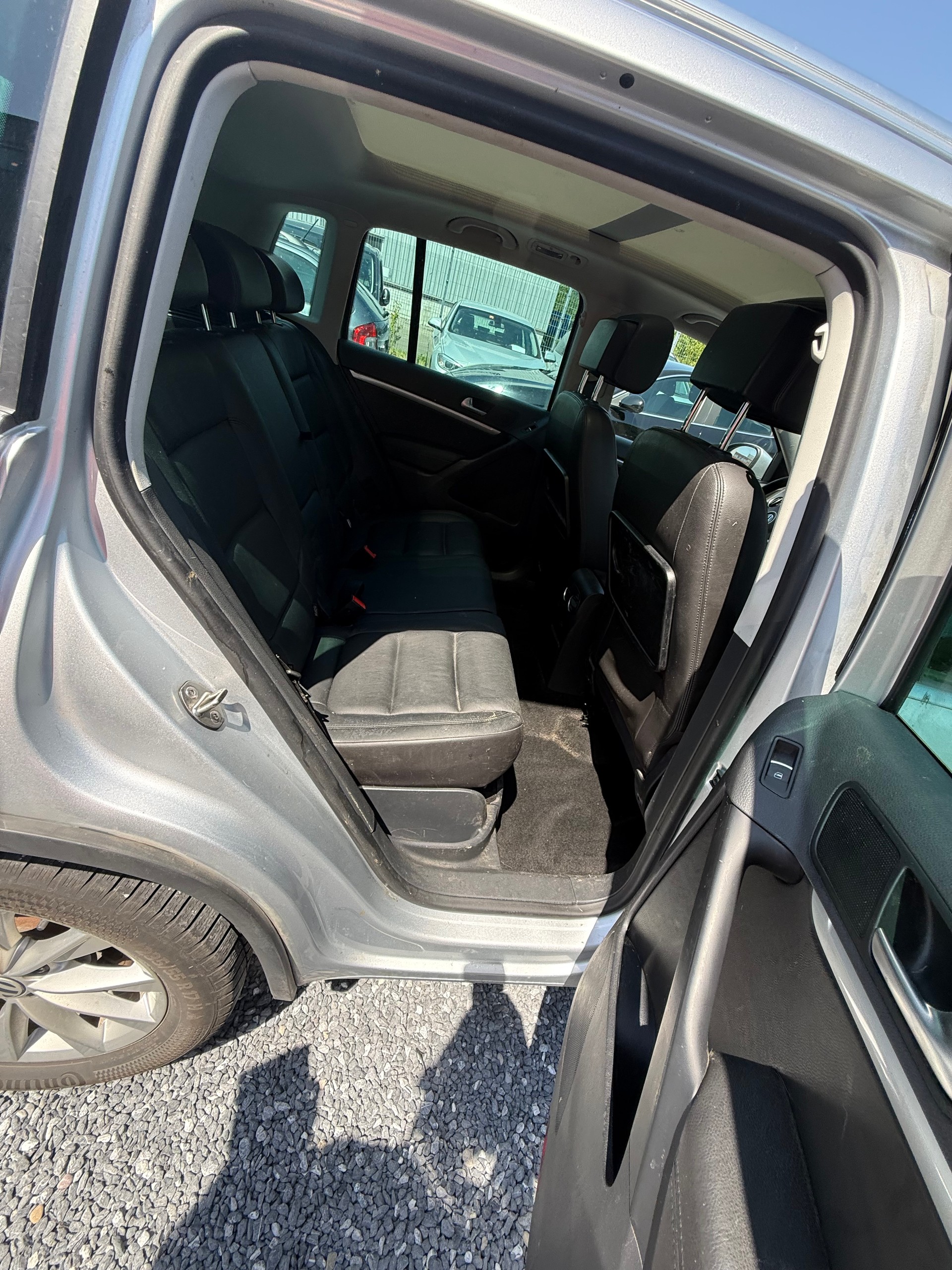 VW Tiguan 2.0 TSI Sport&Style 4Motion-image-11