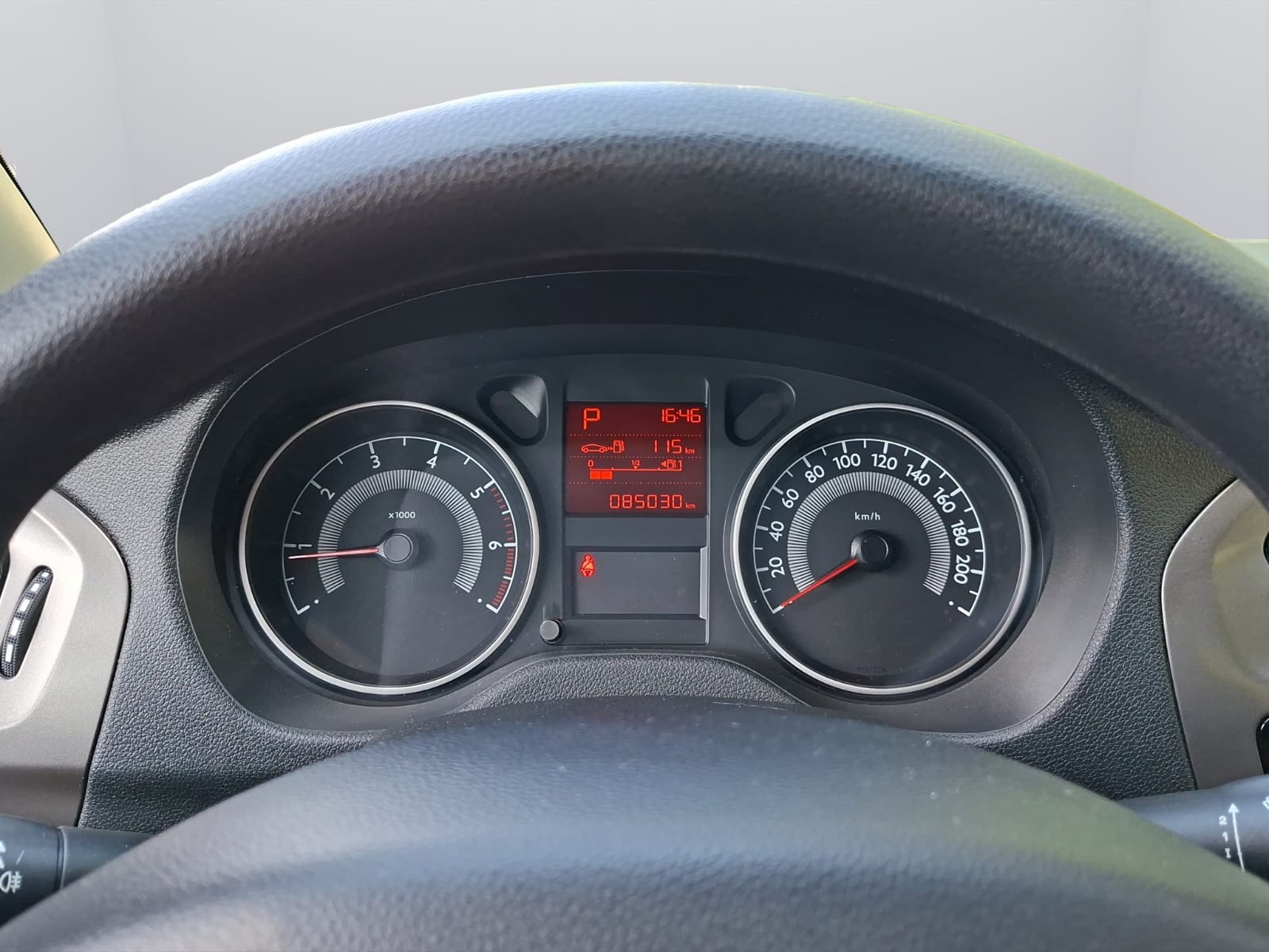 PEUGEOT 301-image-15