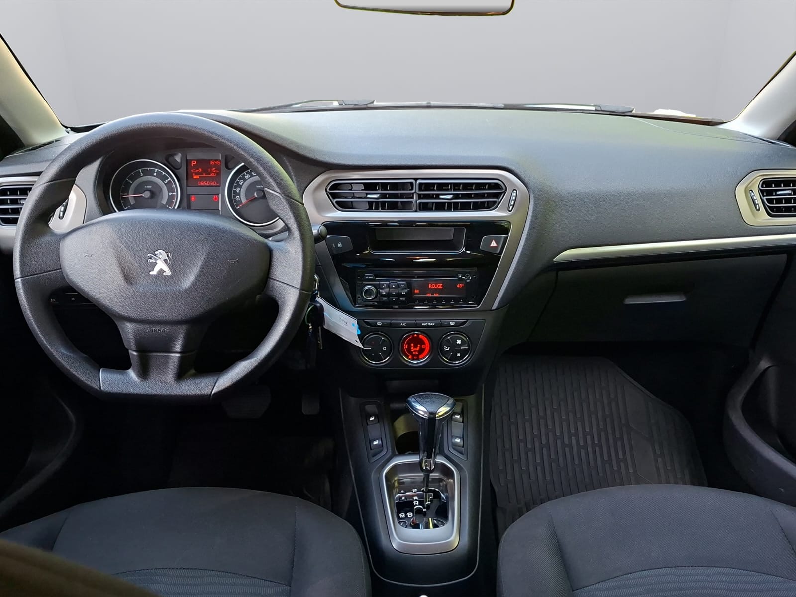PEUGEOT 301-image-12