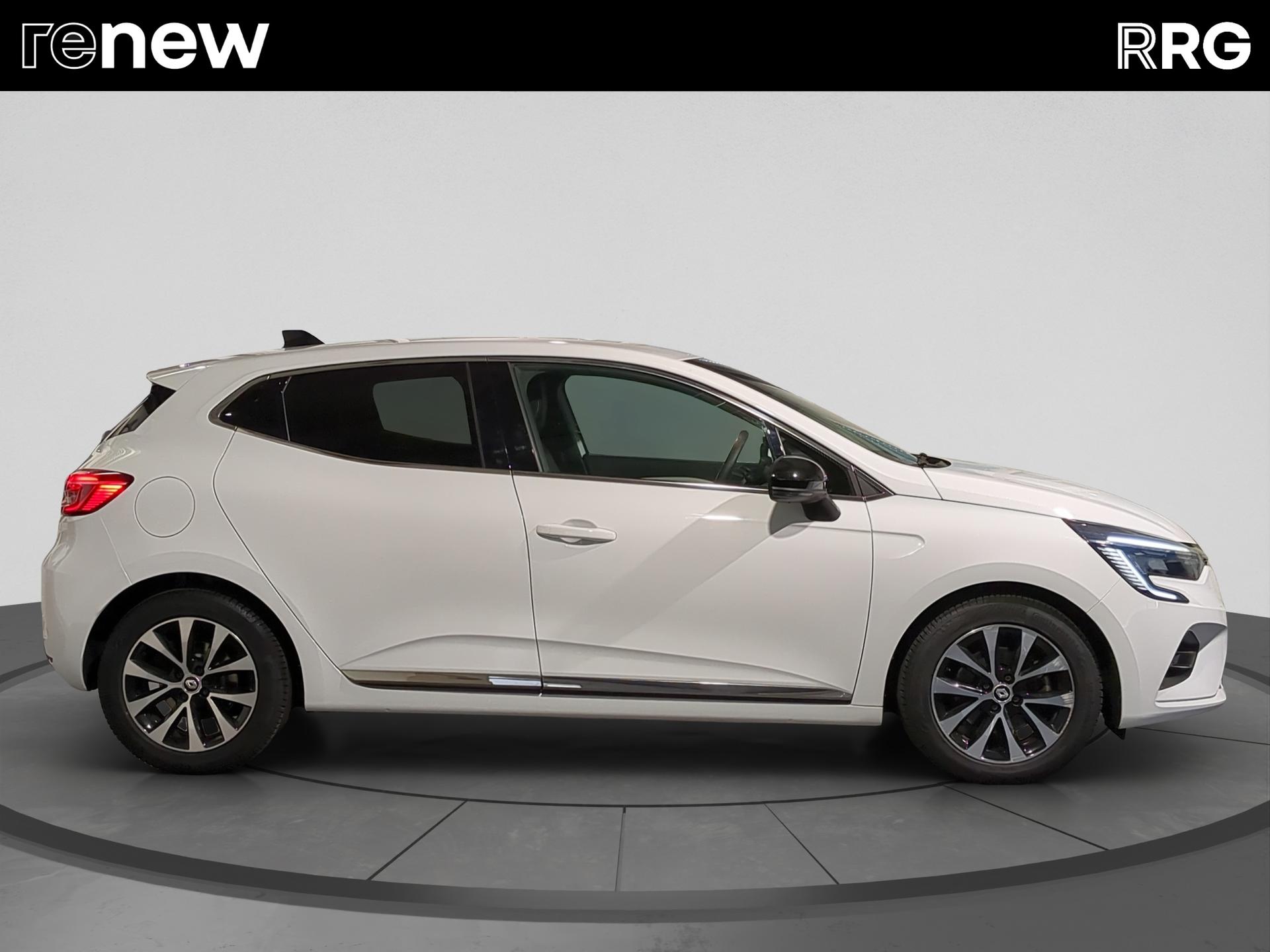RENAULT Clio 1.6 E-Tech Techno-image-1