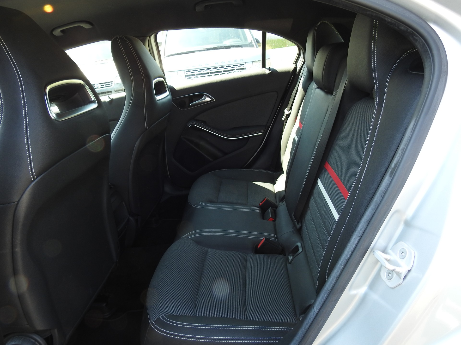 MERCEDES-BENZ A 220 Style 4Matic 7G-DCT-image-13