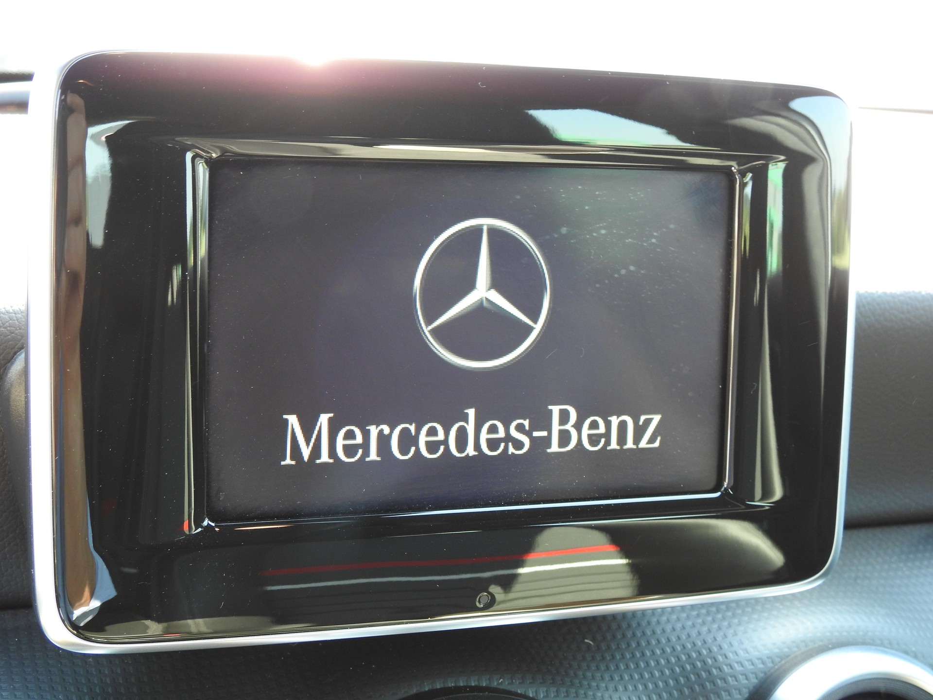 MERCEDES-BENZ A 220 Style 4Matic 7G-DCT-image-22