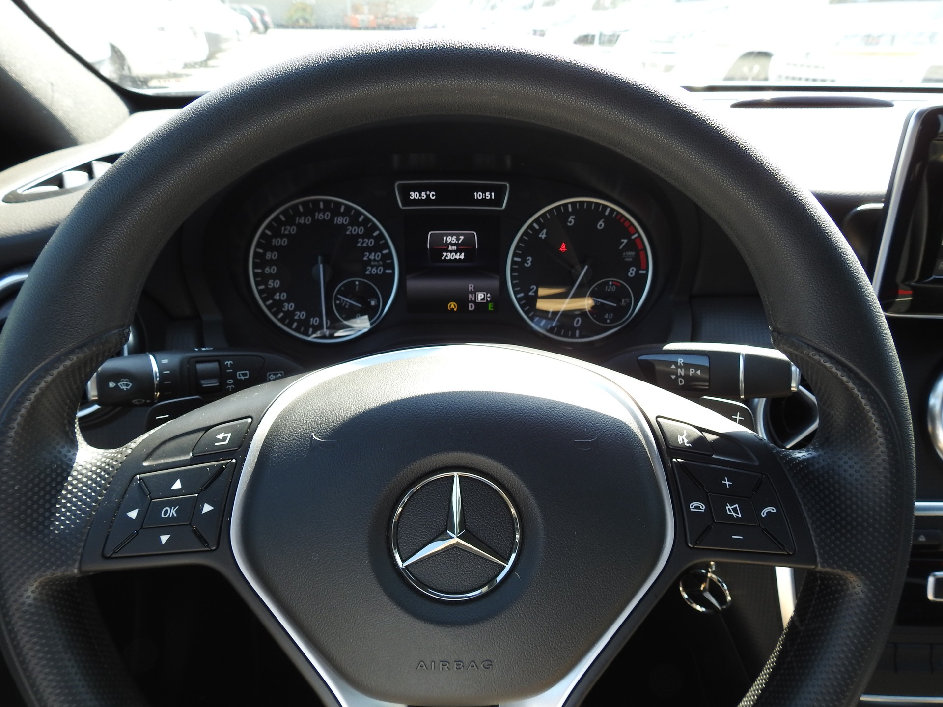 MERCEDES-BENZ A 220 Style 4Matic 7G-DCT-image-29