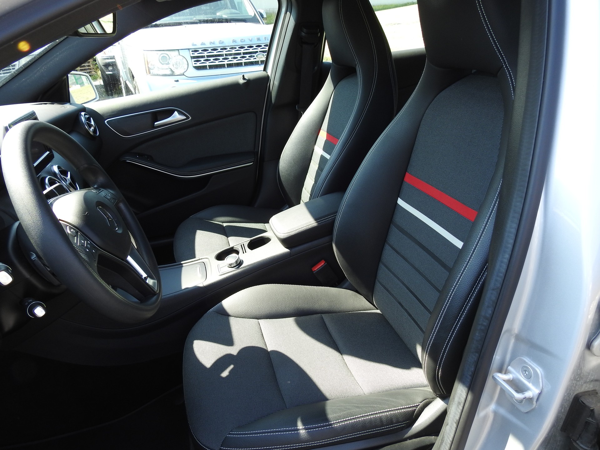 MERCEDES-BENZ A 220 Style 4Matic 7G-DCT-image-12