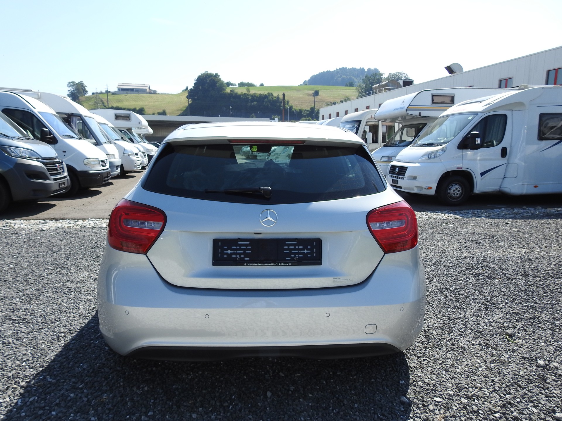MERCEDES-BENZ A 220 Style 4Matic 7G-DCT-image-4